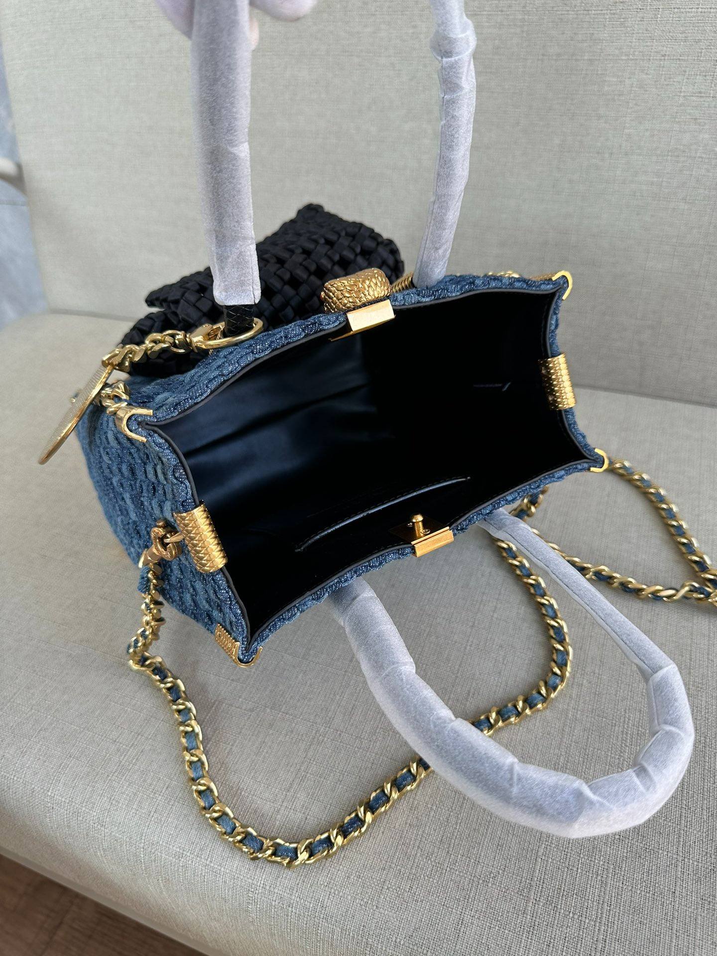 i1698871692_3868_8-1 i1698871692_3868_8-1