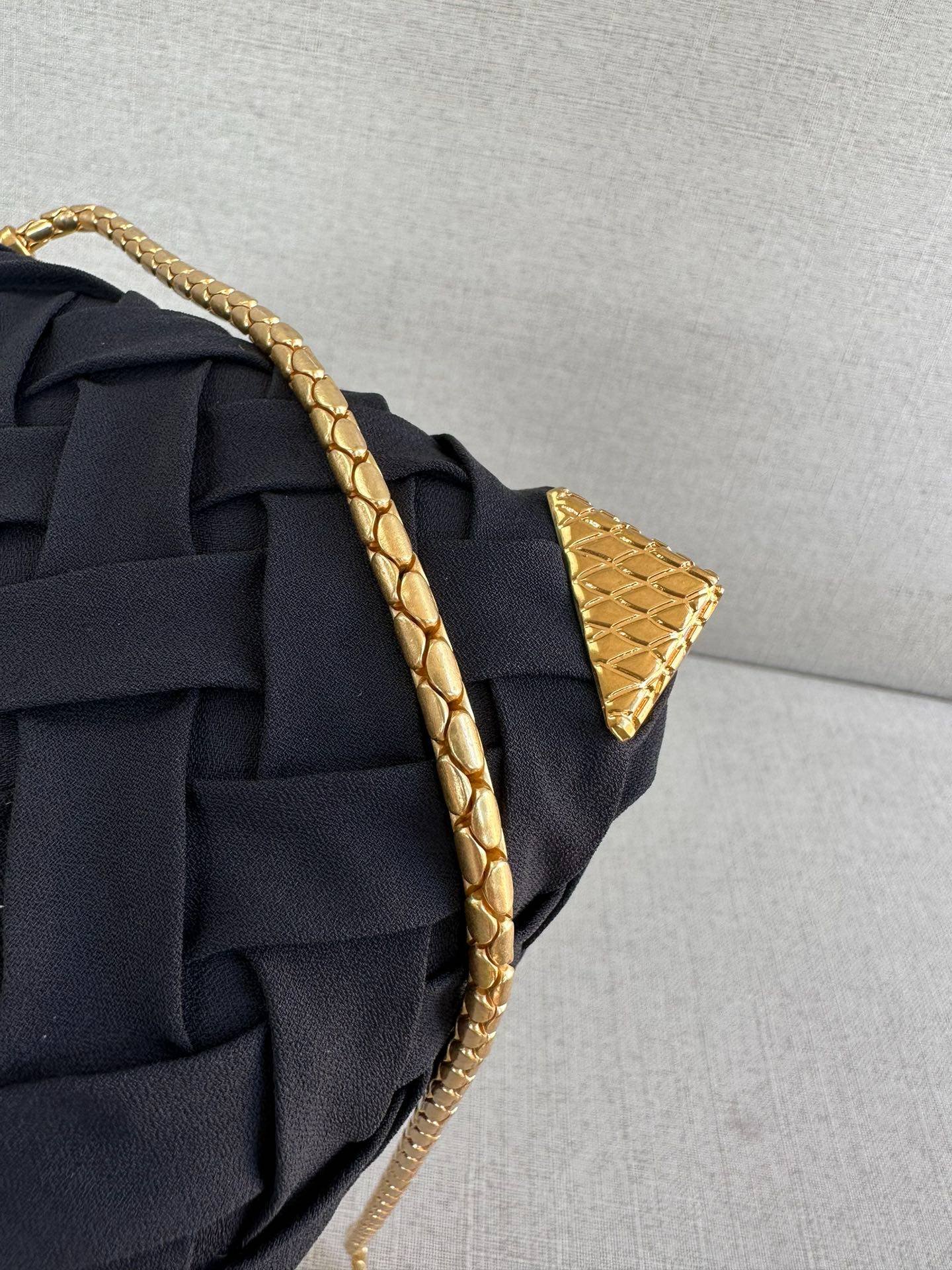 i1698872096_2883_6-1