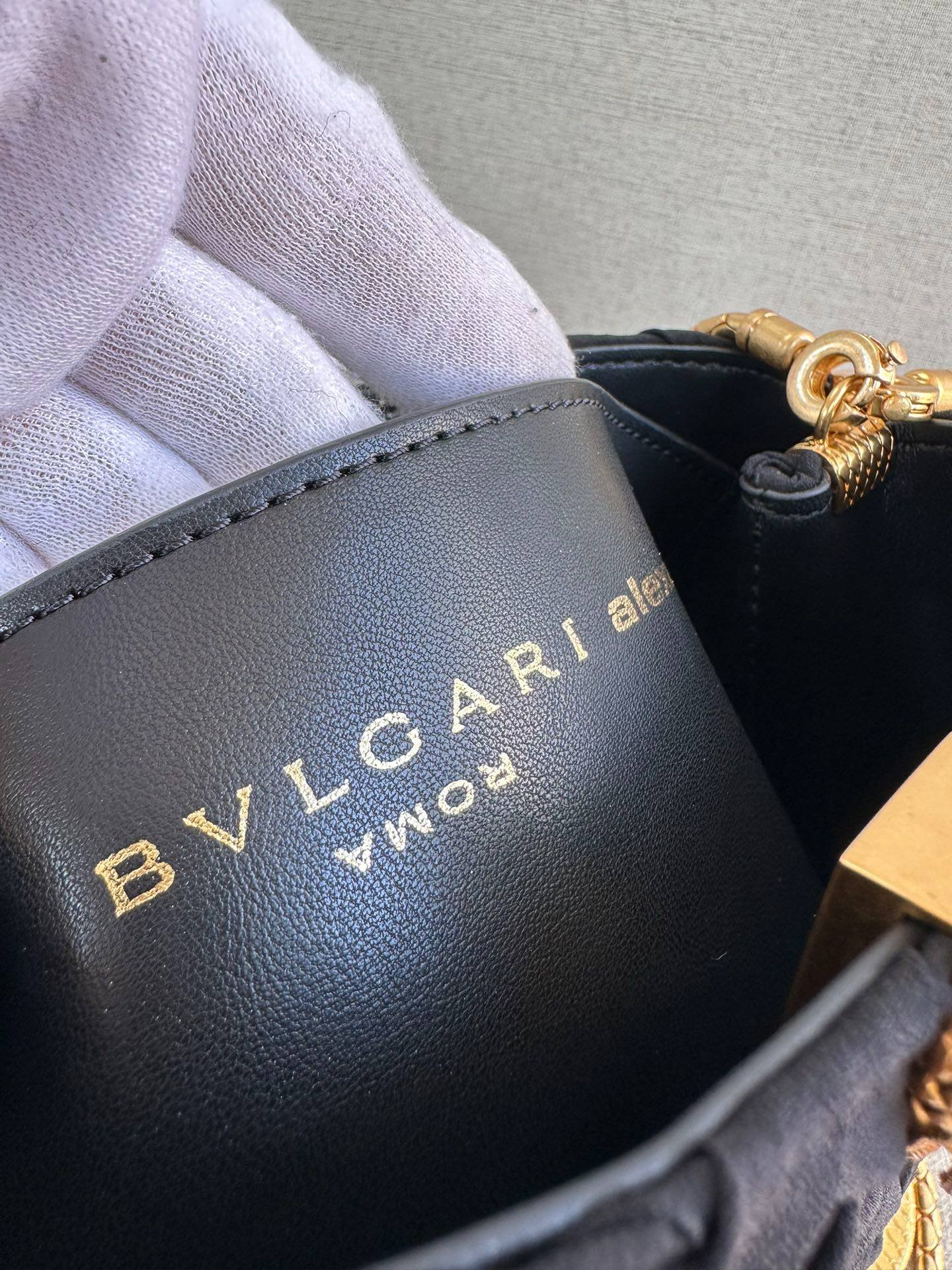 i1698872096_9043_8-1