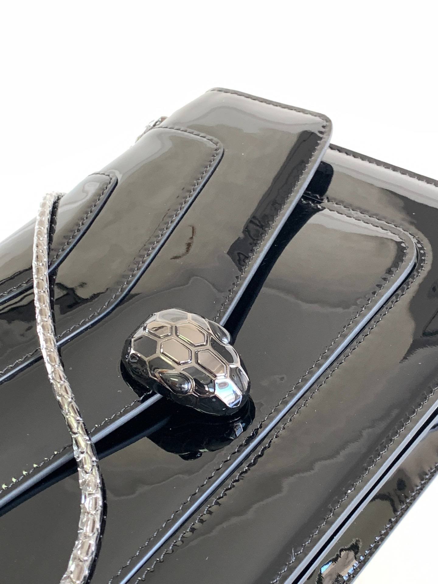 i1700813922_7699_0-1