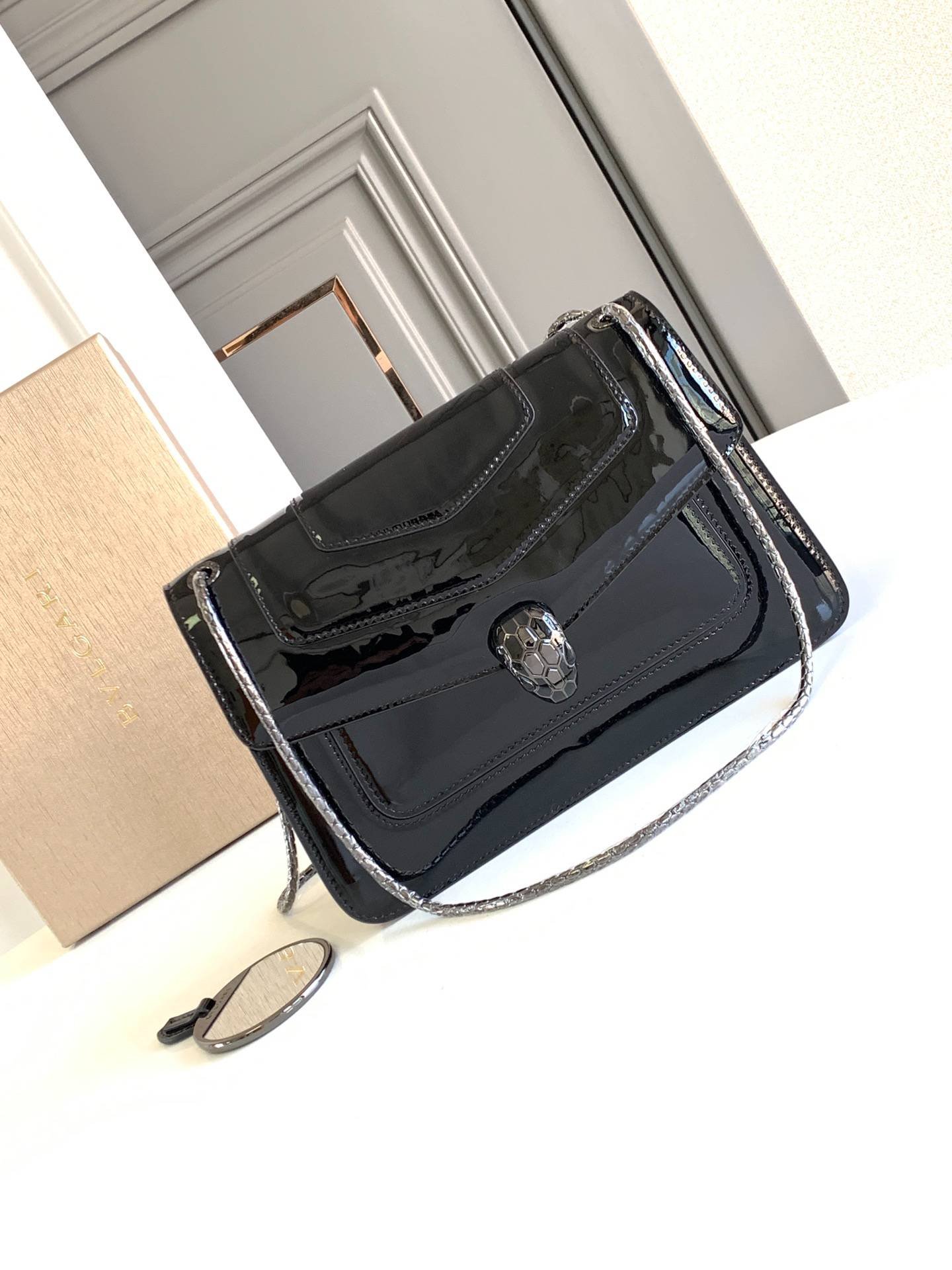 i1700813923_7952_7-1