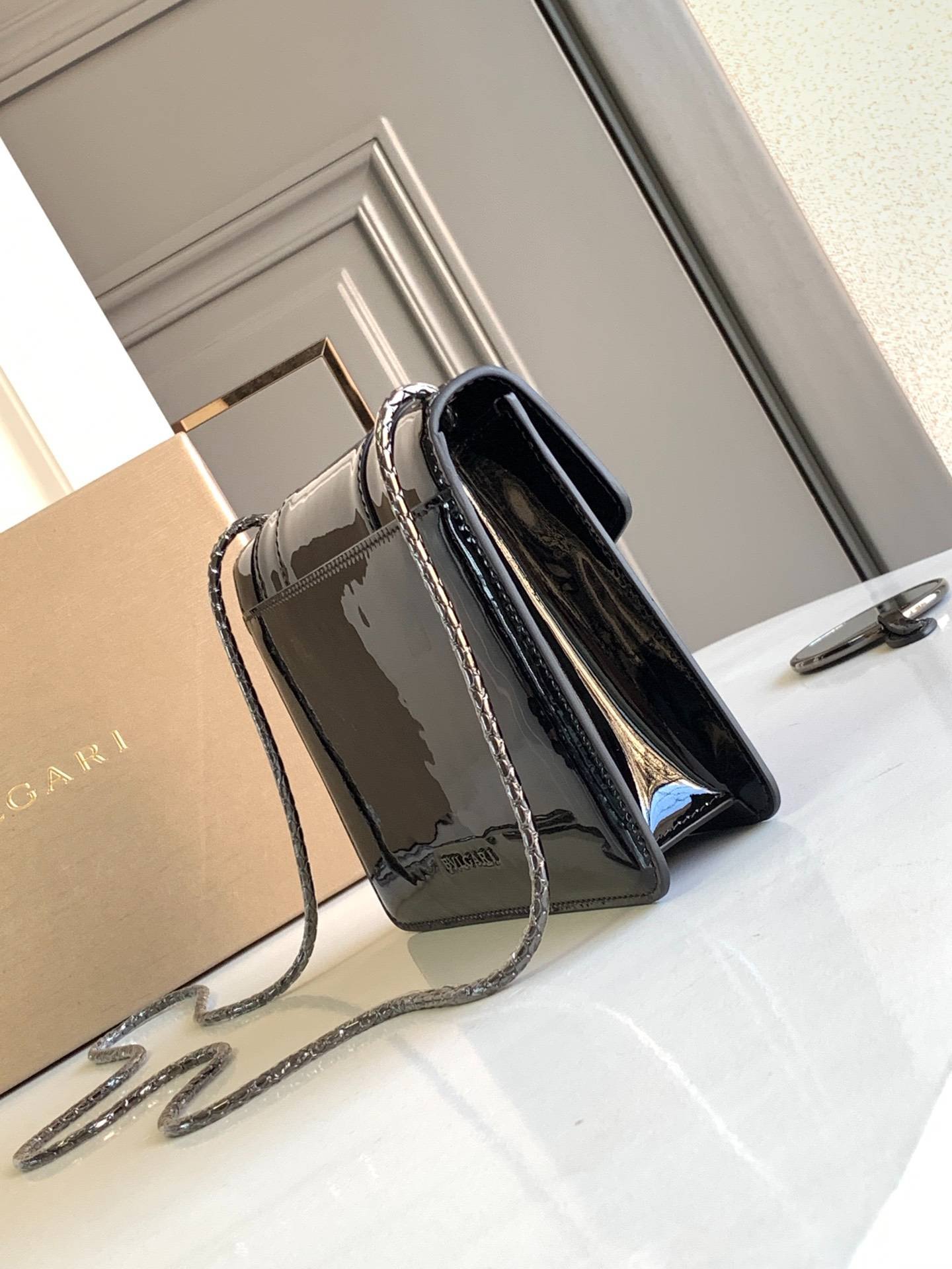 i1700814567_8523_4-1