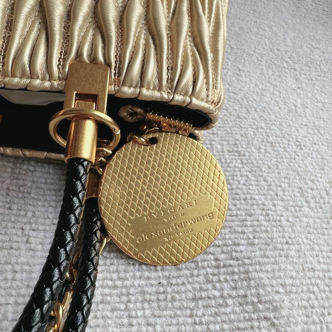 i1702717734_1352_5-1 i1702717734_1352_5-1