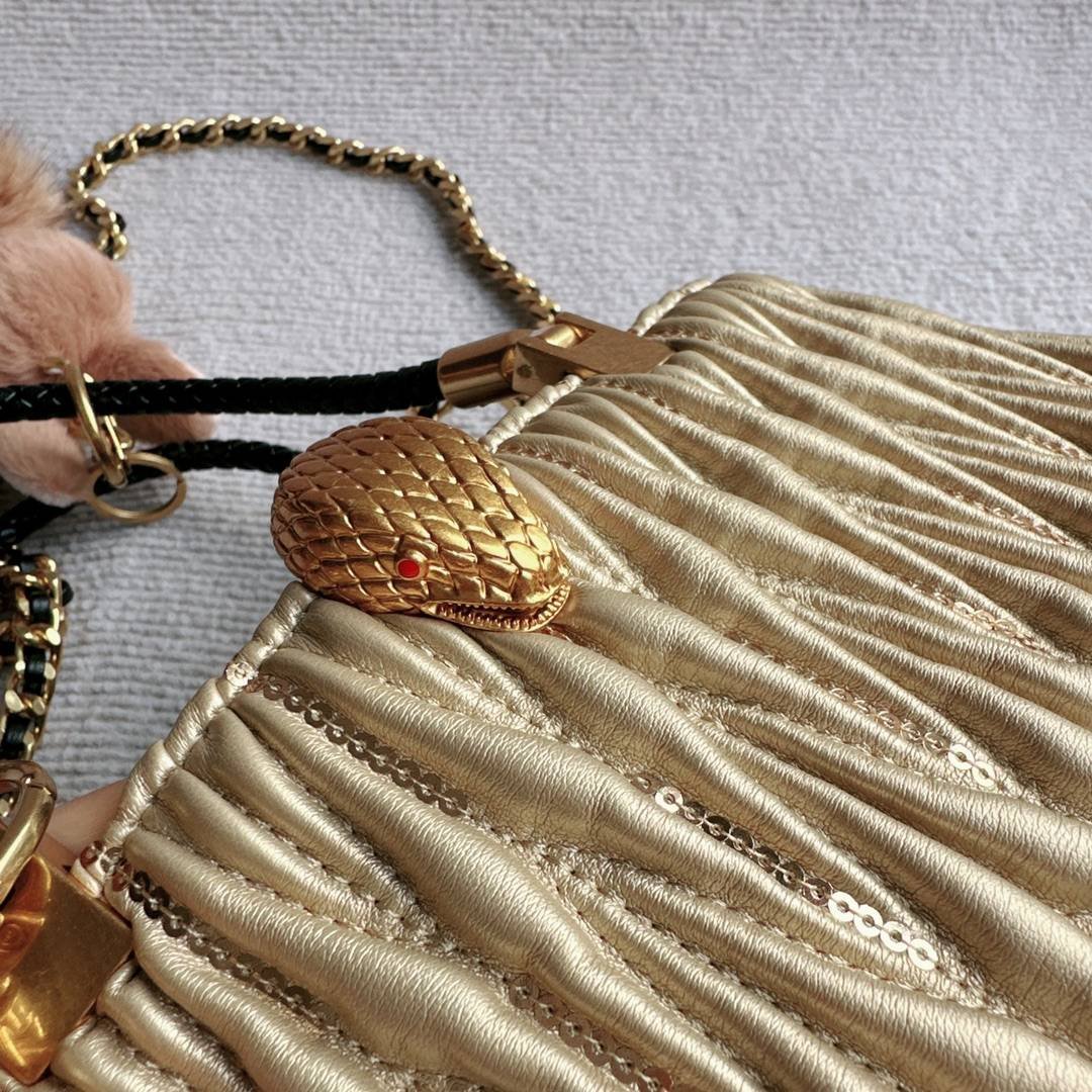 i1702717734_364_4-1 i1702717734_364_4-1