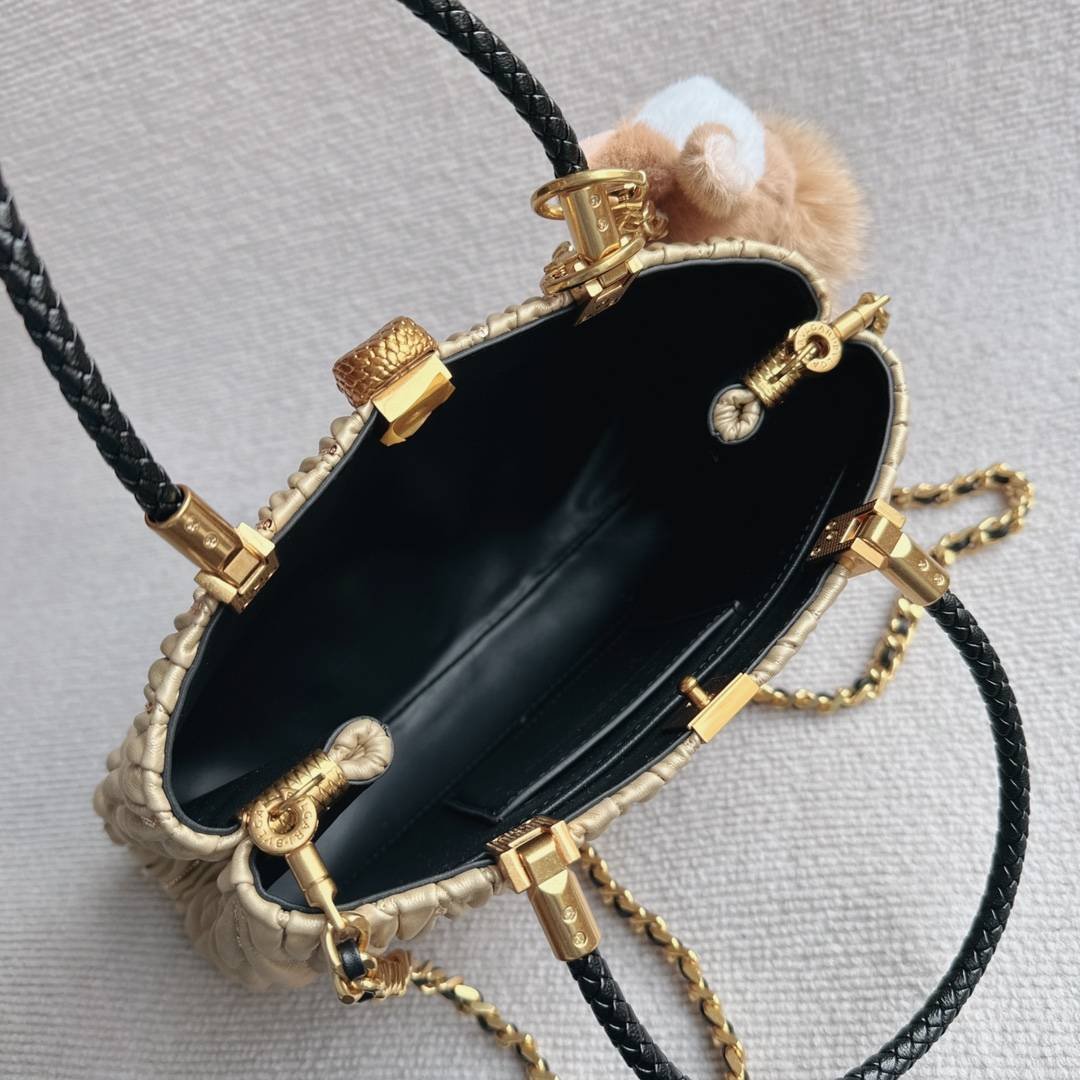 i1702717734_7046_2-1 i1702717734_7046_2-1