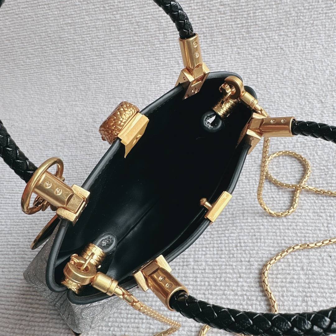 i1703345581_9420_0-1