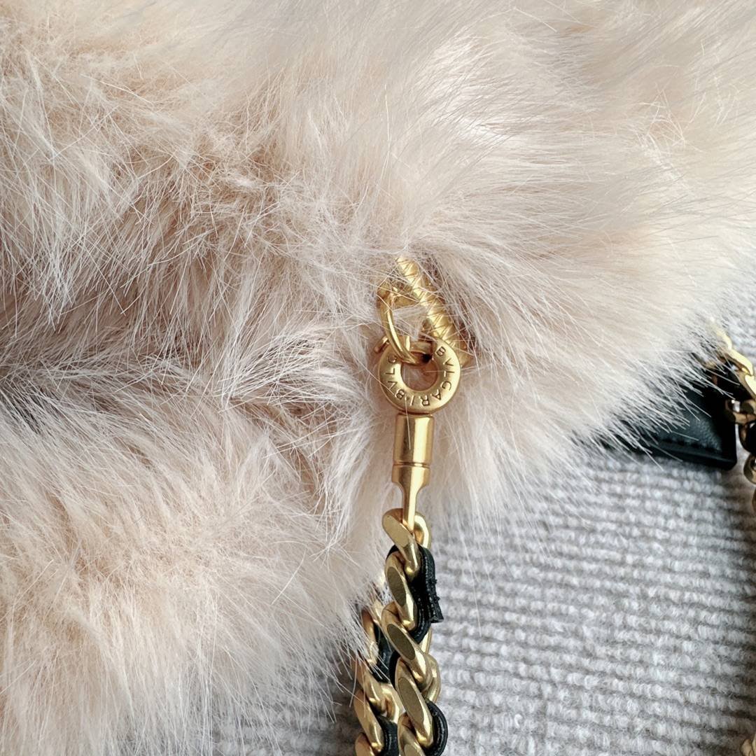 i1704963556_3910_7-1