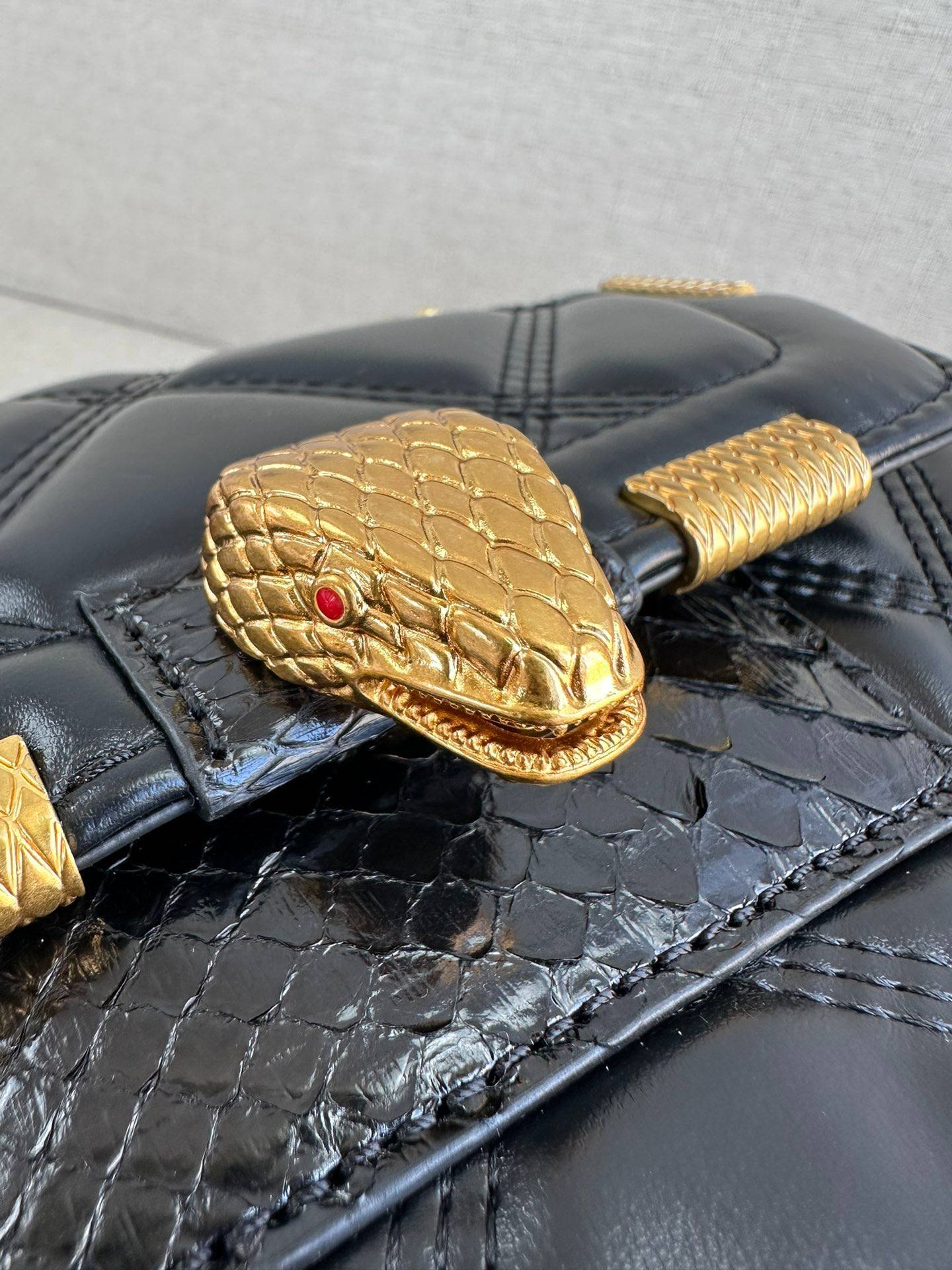 i1710252265_9792_2-1