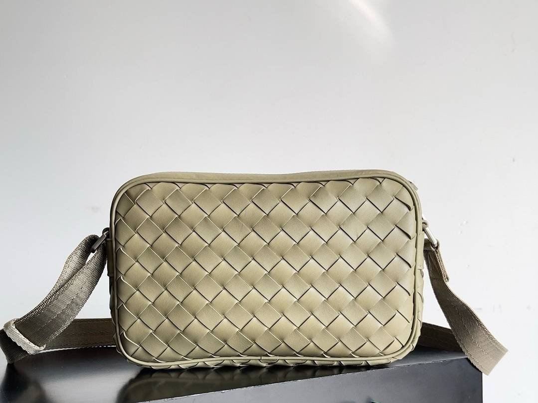 i1710401242_7680_4-1