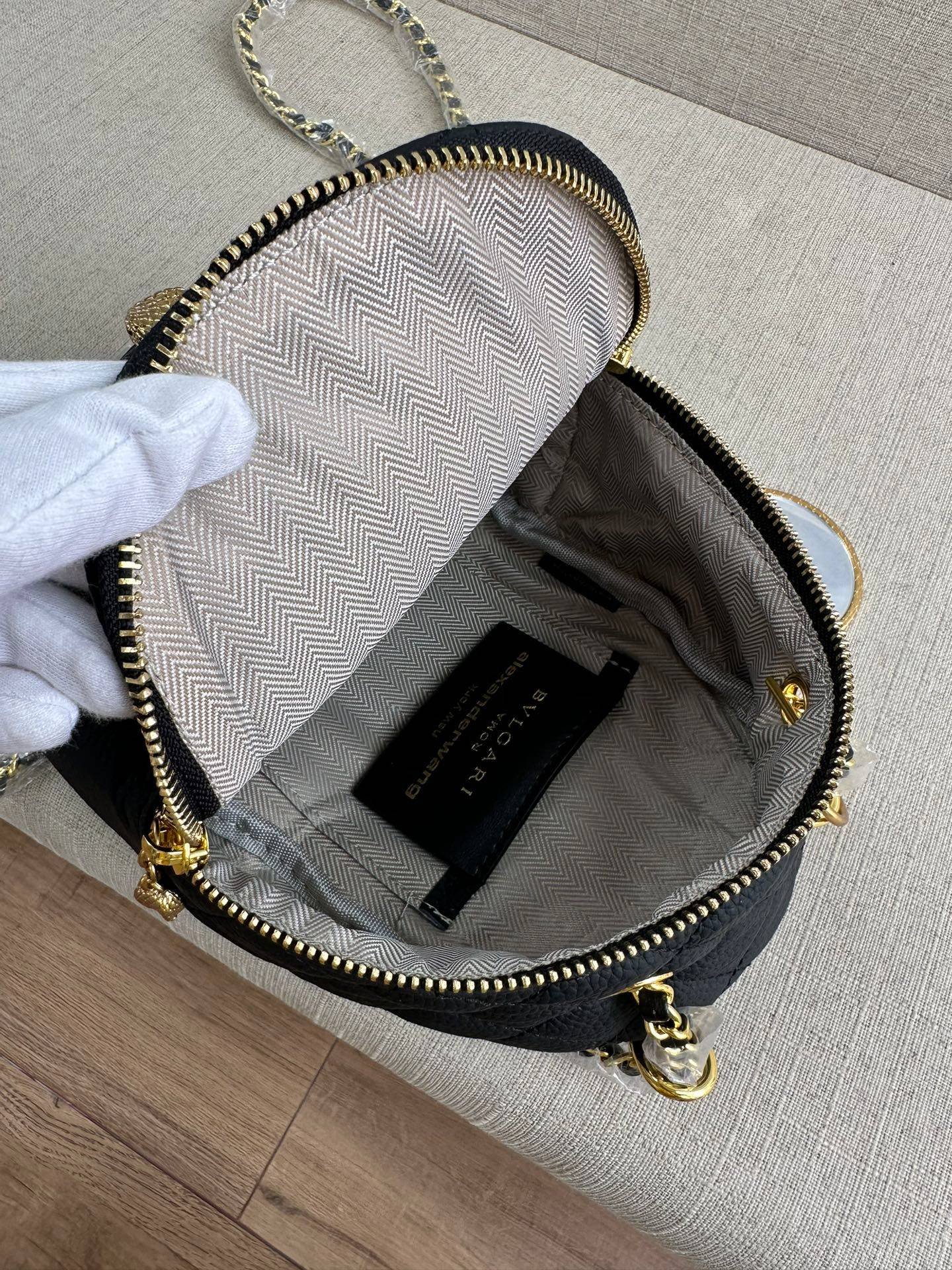 i1710756937_9687_0-1