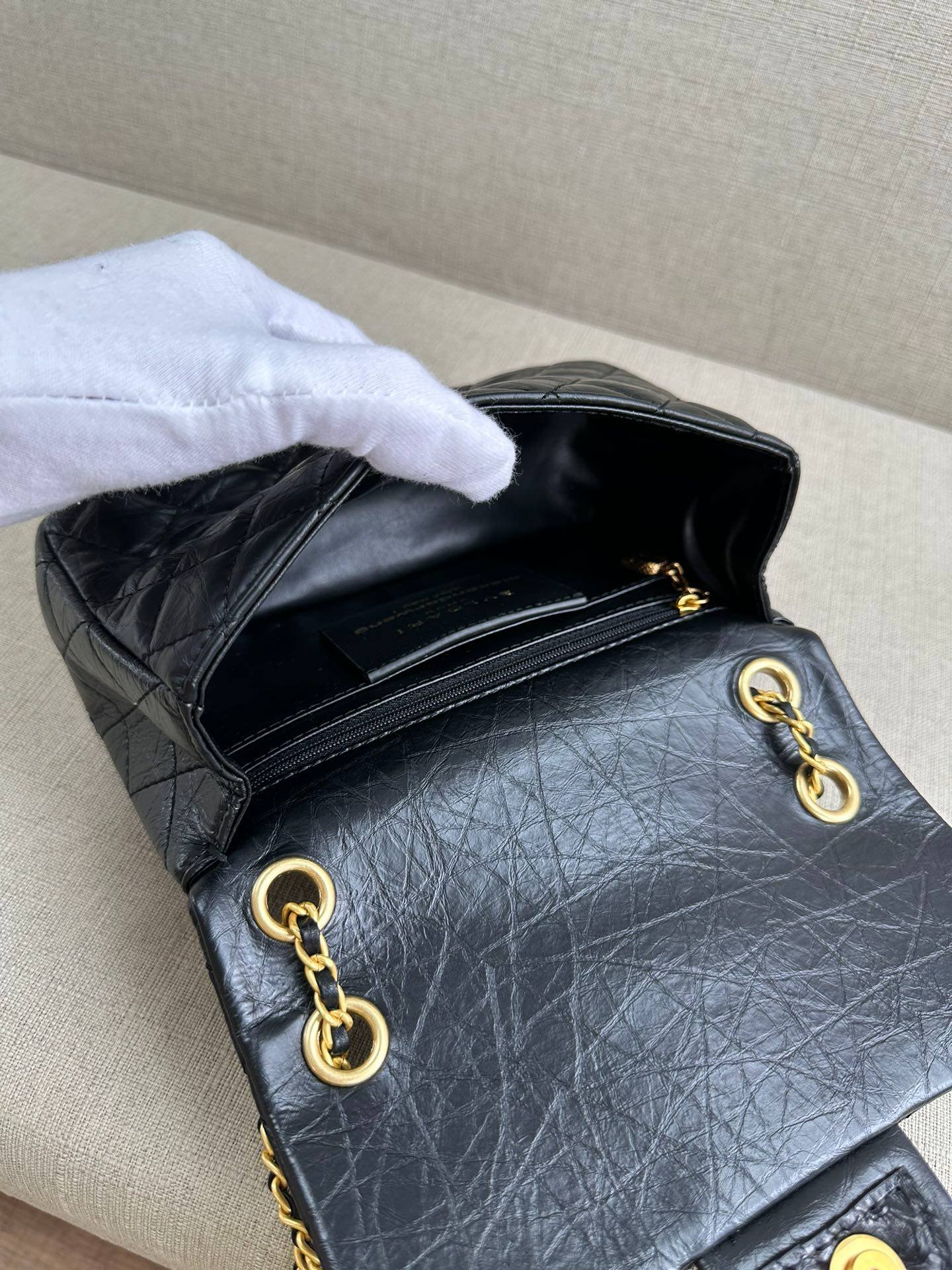 i1710756972_5679_0-1