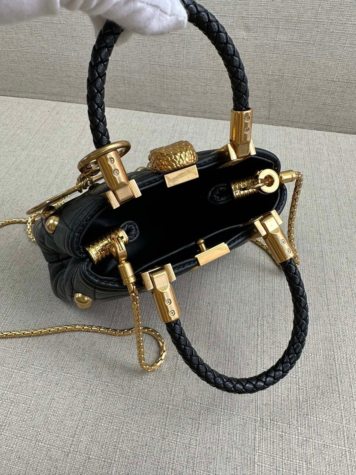 i1710757332_6822_0-1