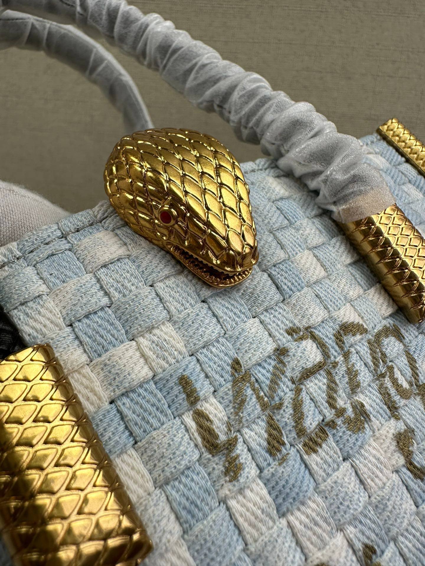 i1710757574_7015_0-1