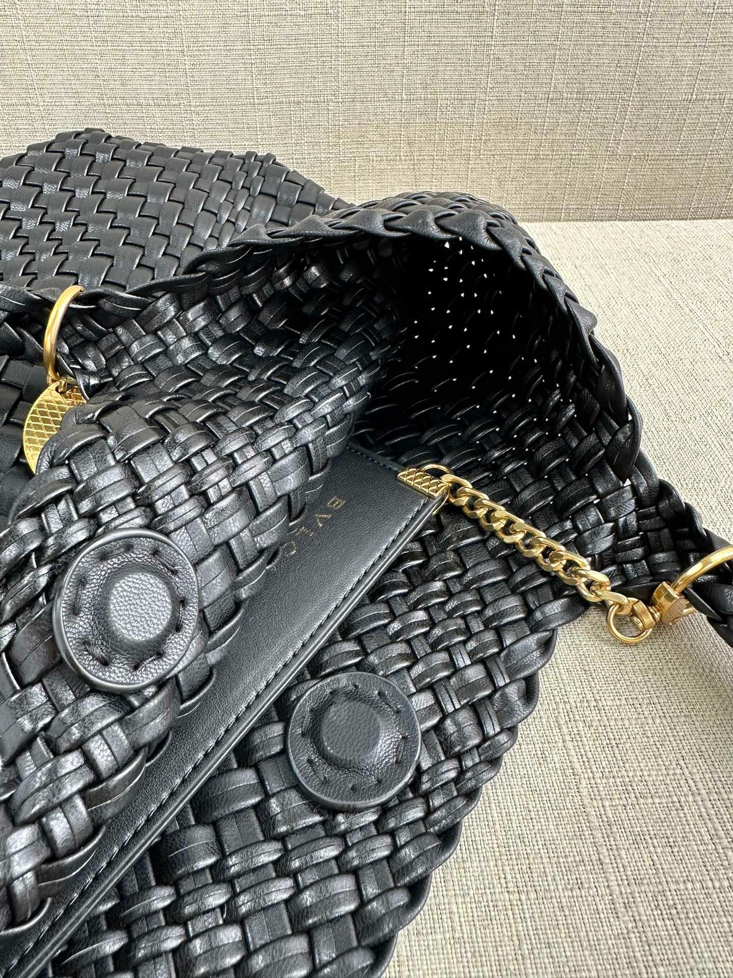 i1710758410_7351_0-1