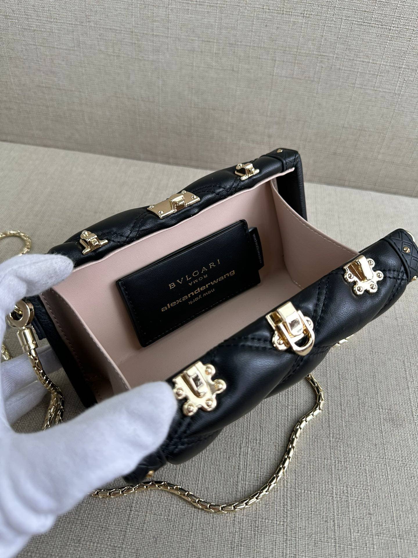 i1711458171_4042_3-1