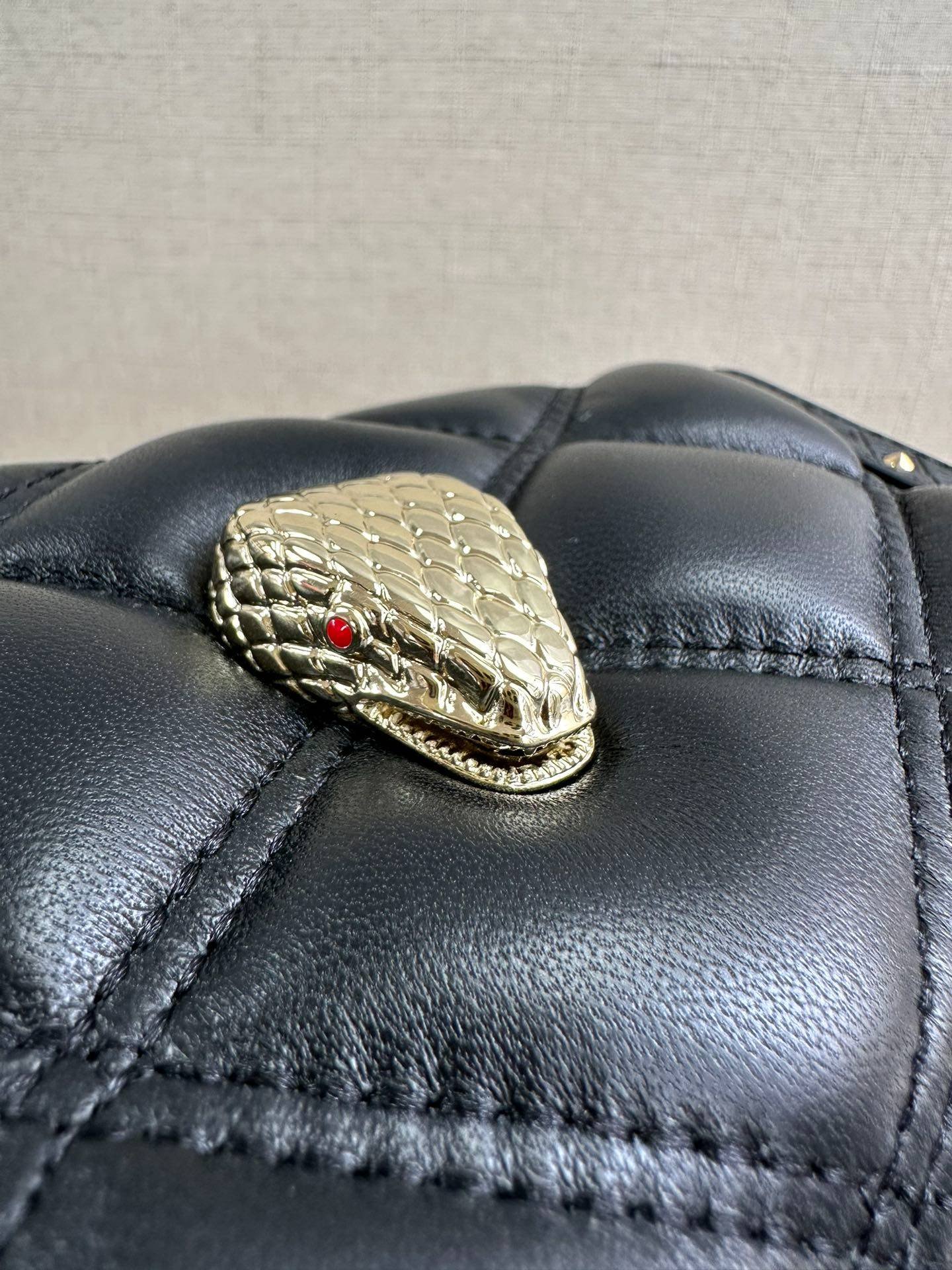 i1711458171_4084_1-1