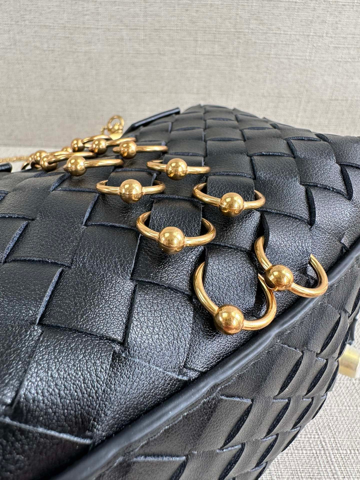 i1711458500_6068_4-1