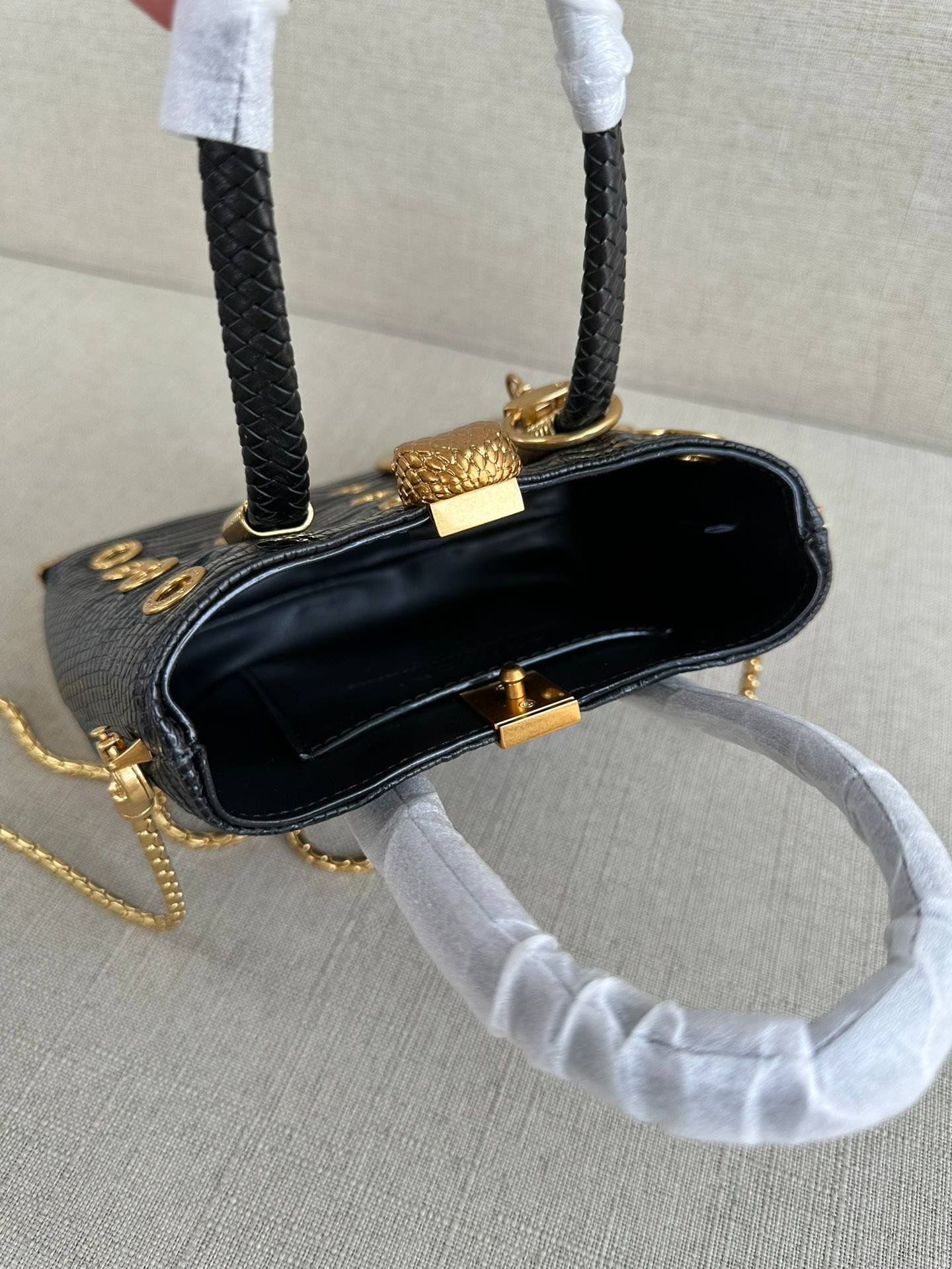 i1712843005_9768_1-1 i1712843005_9768_1-1