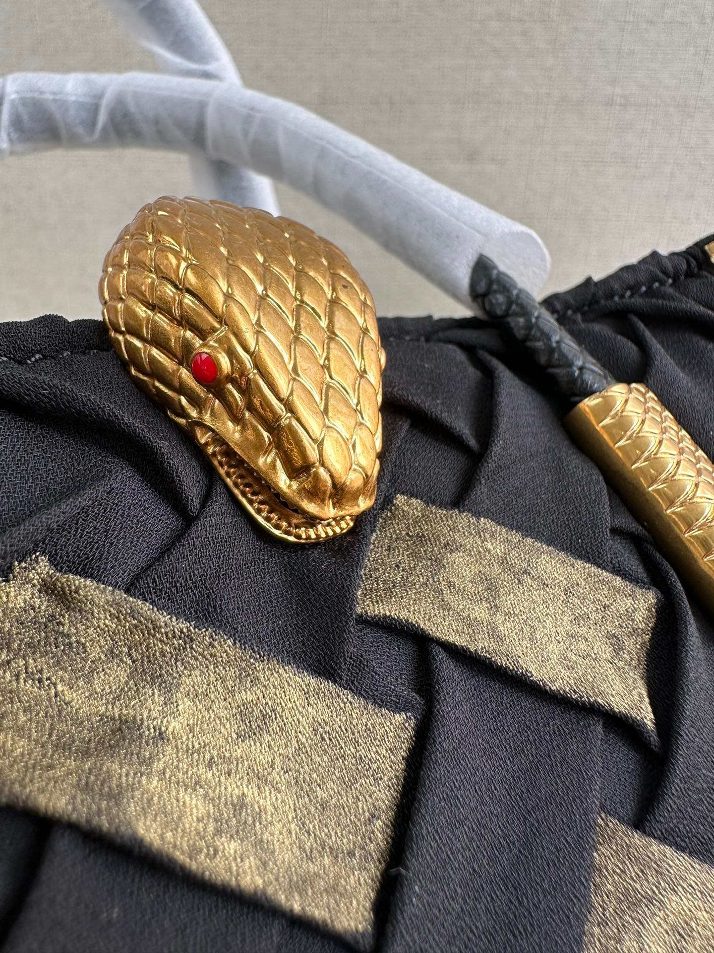 i1712843125_1472_8-1