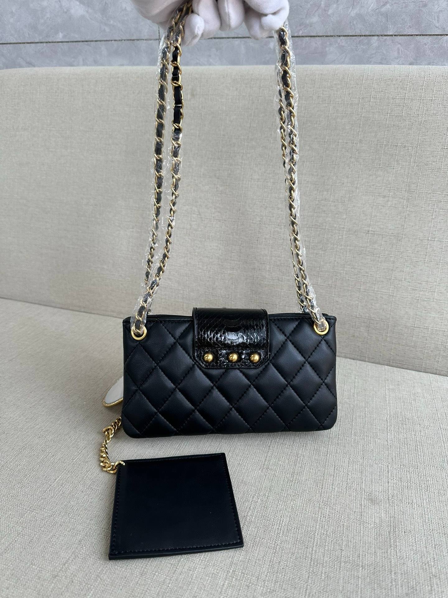 i1712843791_5232_0-1 i1712843791_5232_0-1