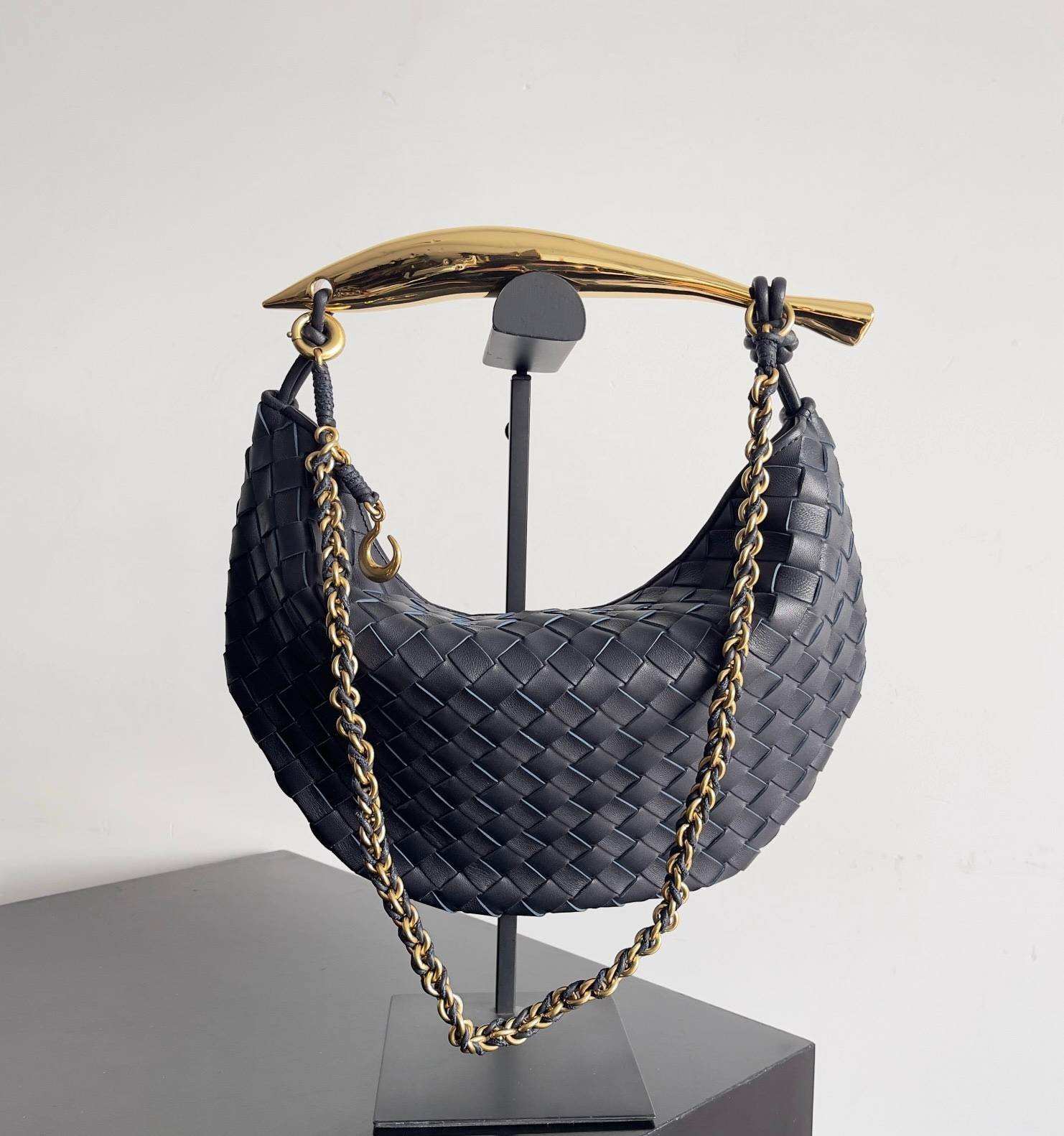 i1714539455_2112_0-2