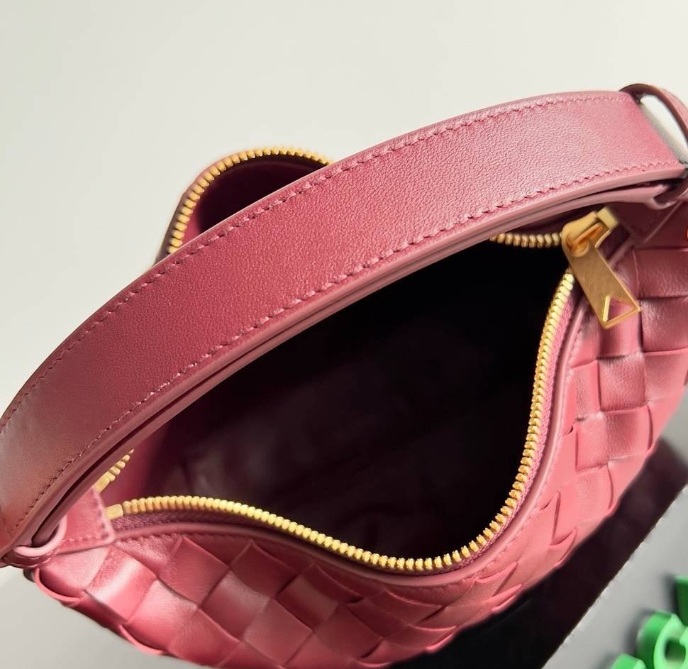 i1714540846_4500_0-1 i1714540846_4500_0-1