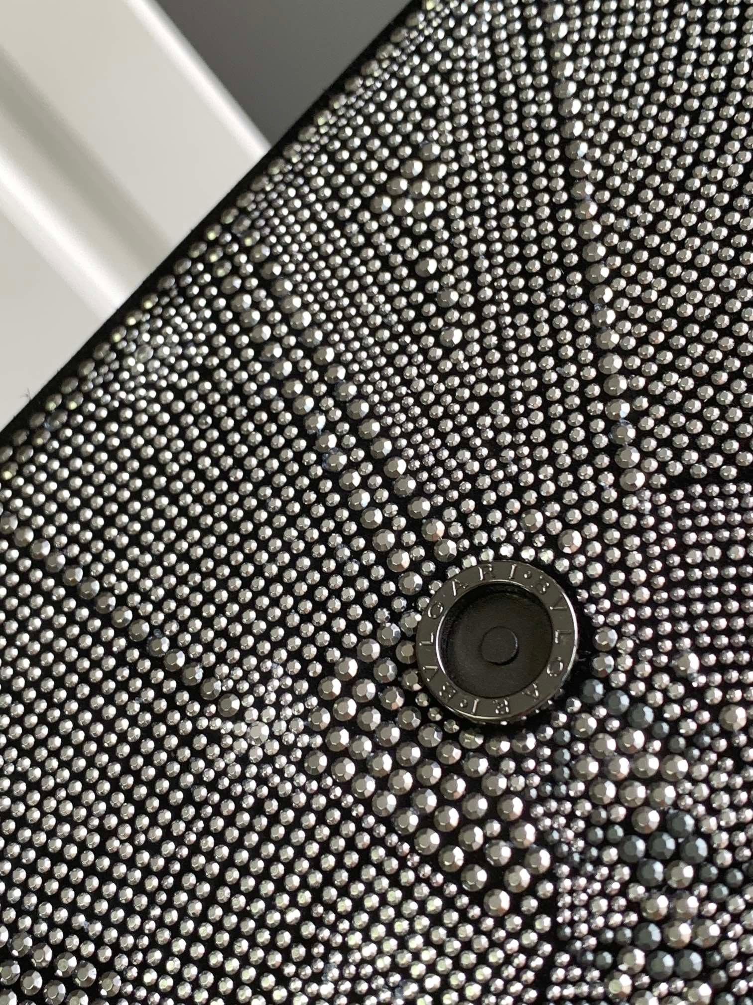 i1715498211_4406_1-1