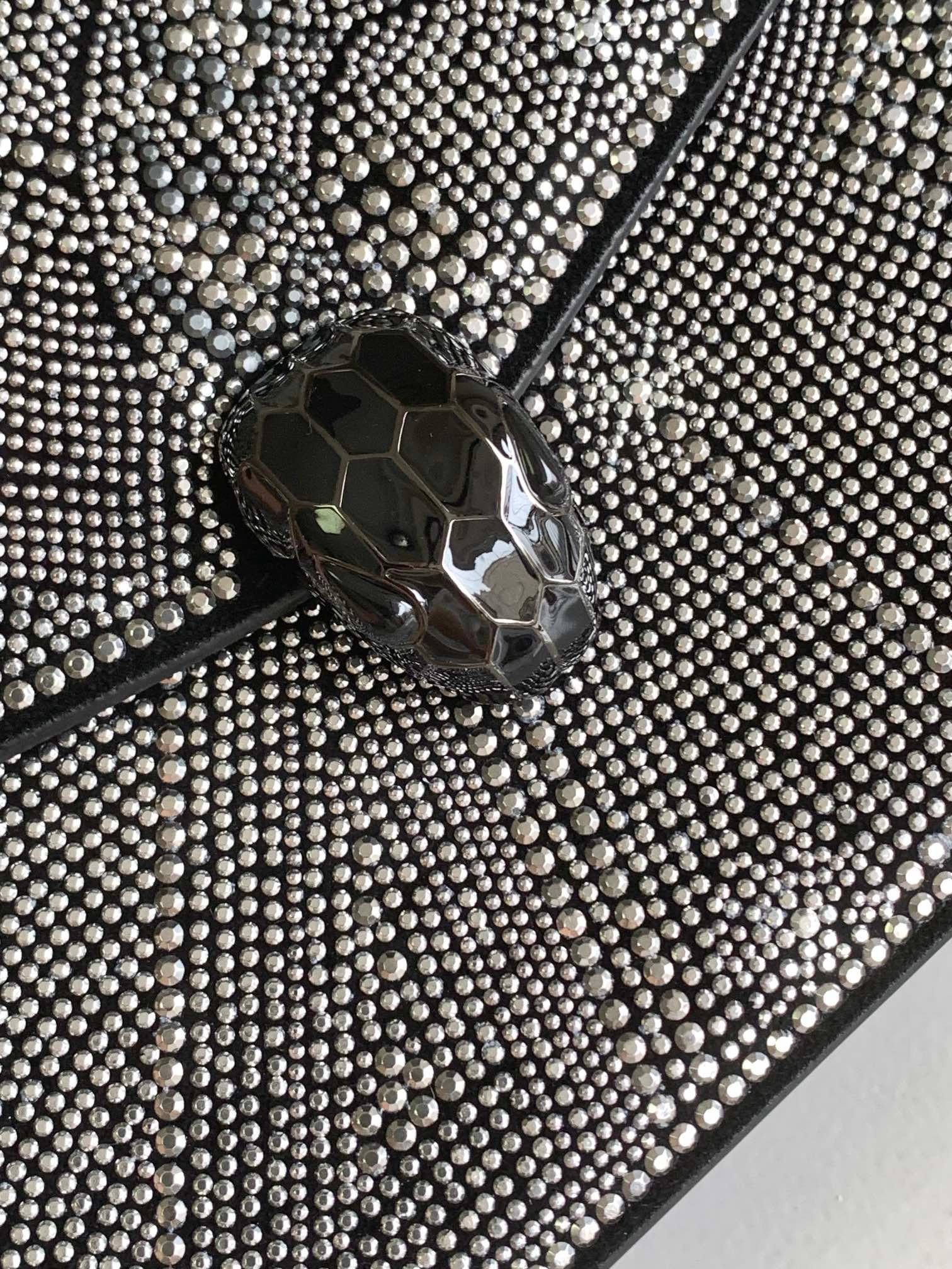 i1715498211_7720_4-1