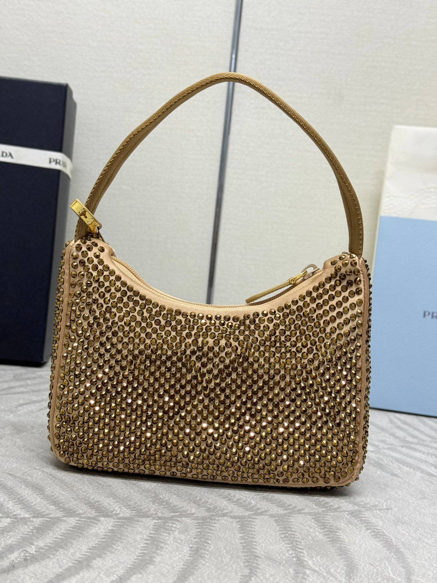 i1722589357_3773_1-1