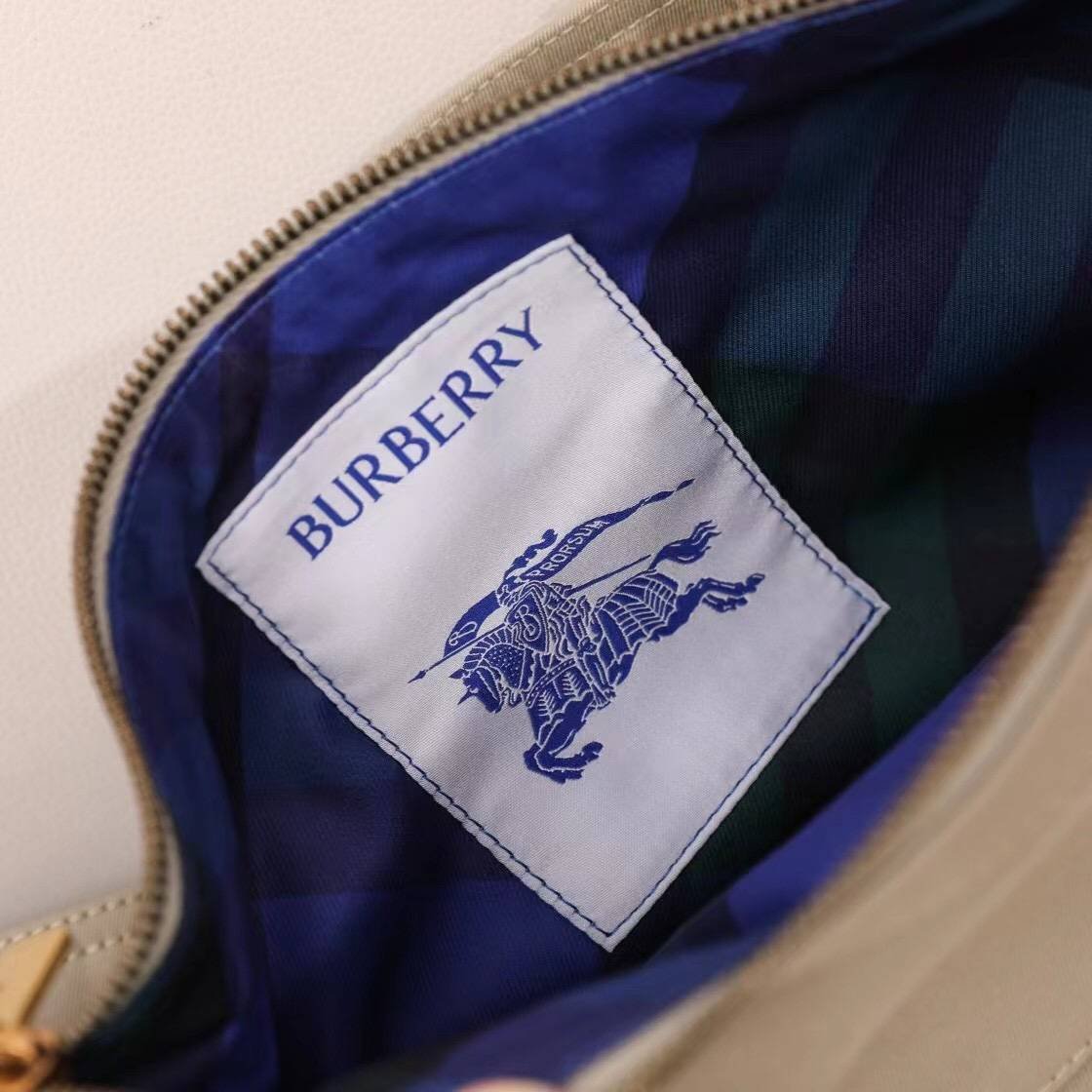 i1722832958_4688_0-1