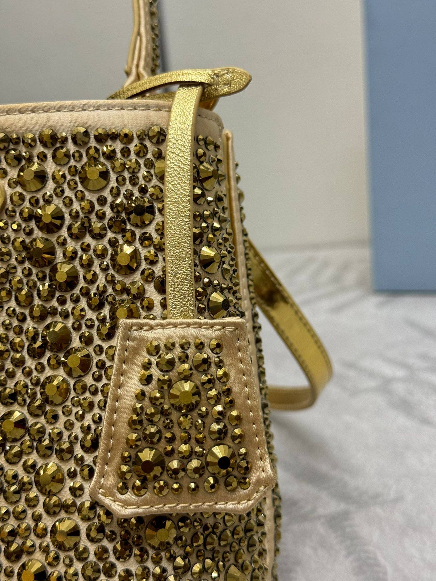 i1725475424_6058_7-1