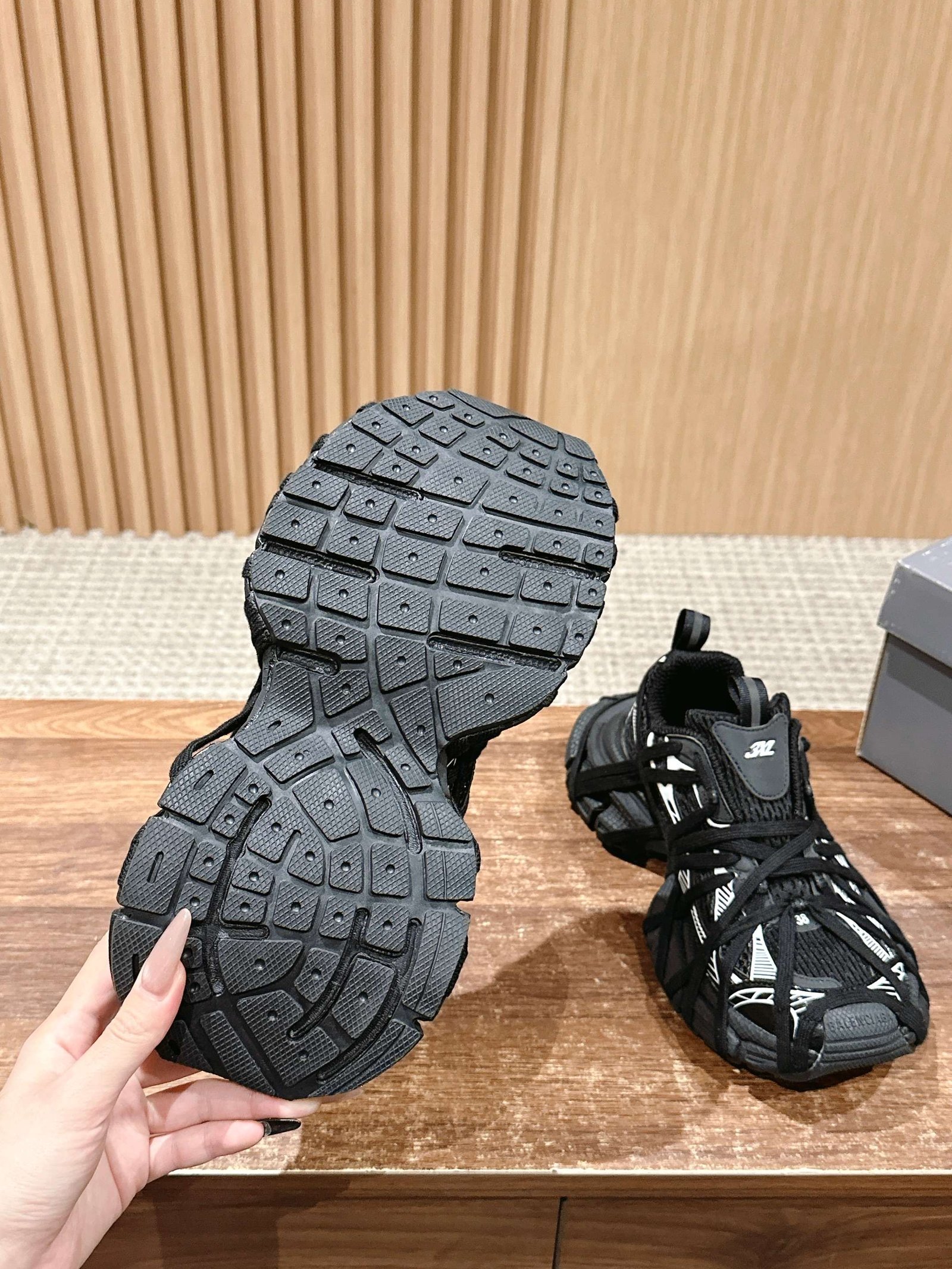 a1741097731112_3278-1