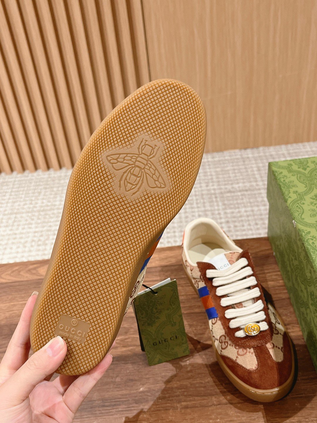 a1697967693522_3857-2