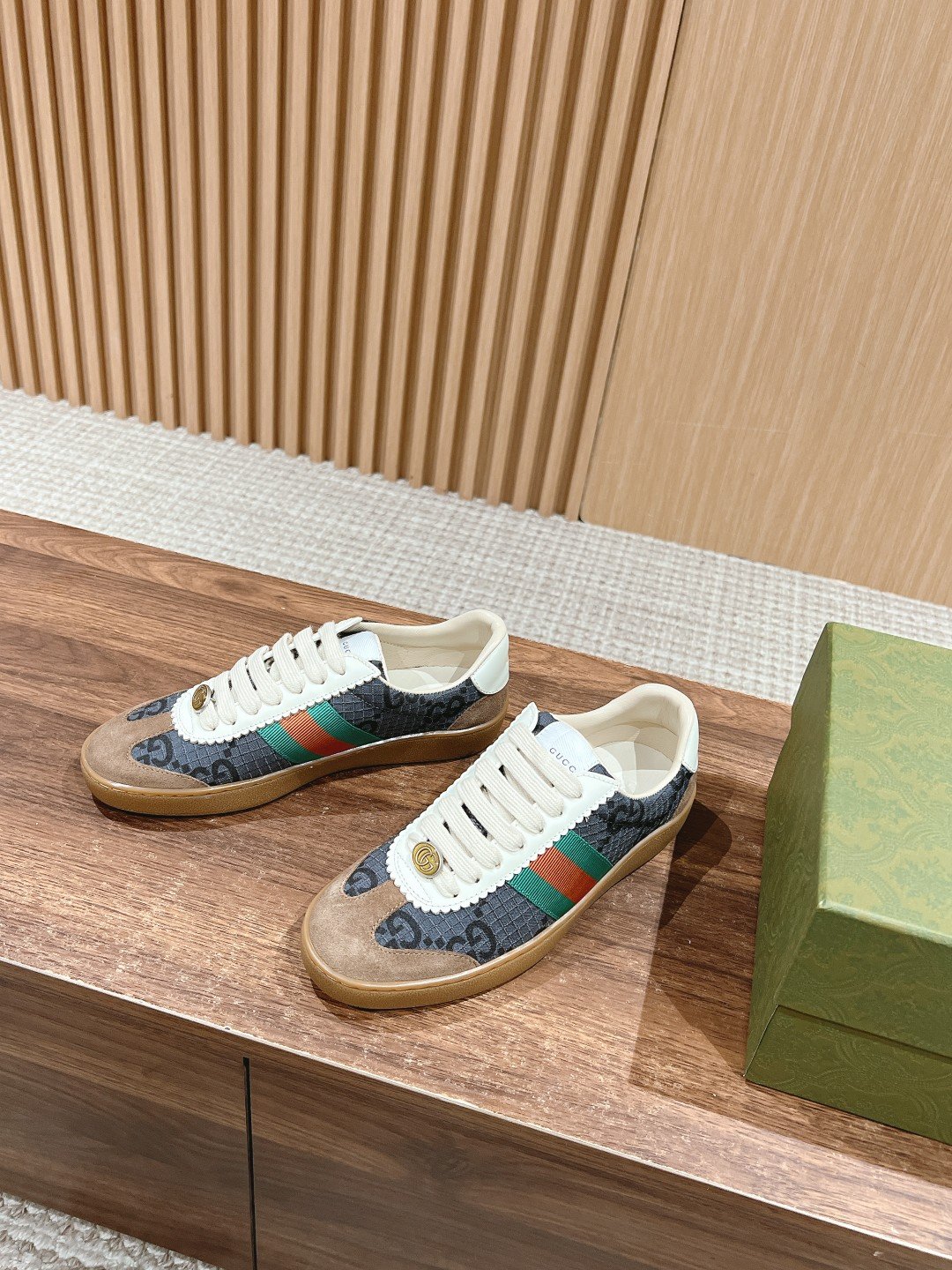 a1712291250364_2447-1