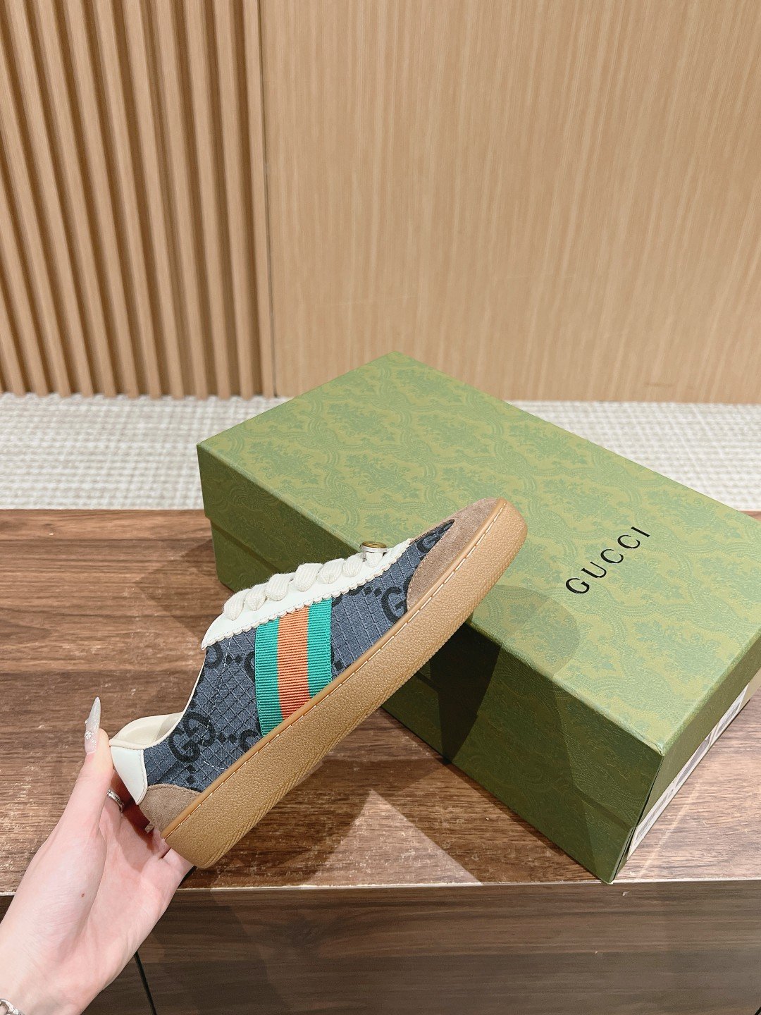 a1712291250423_1130-2