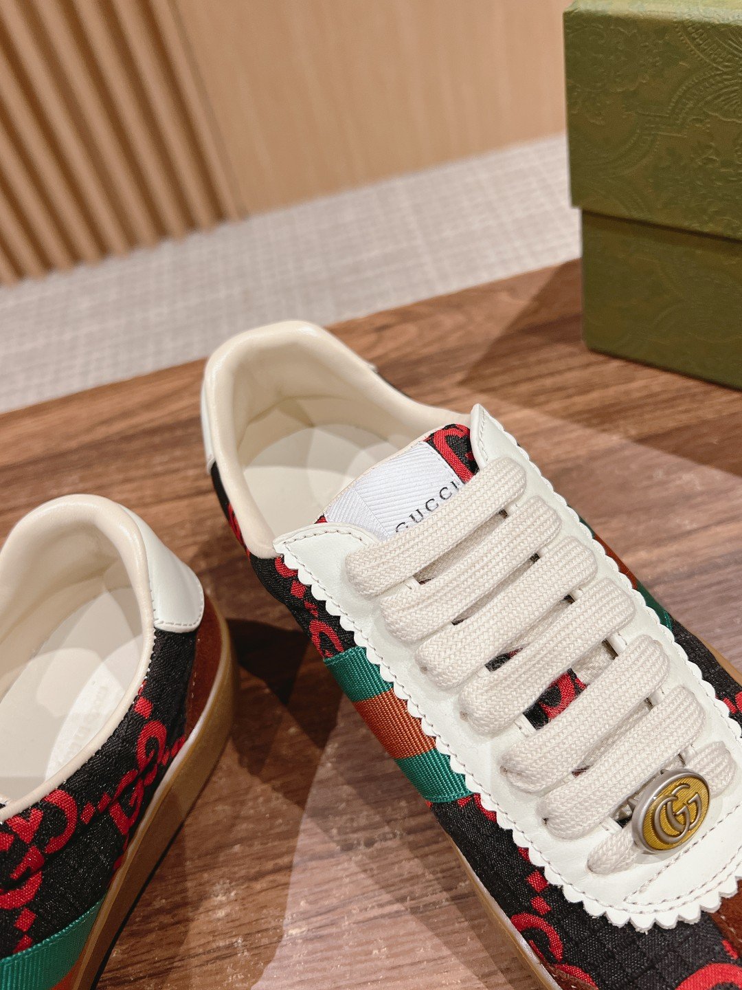 a1712291272171_7700-1