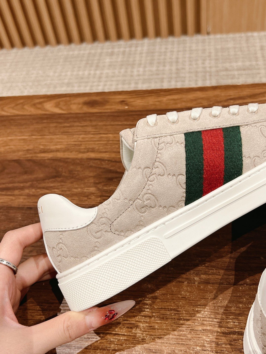 a1722852051935_1562-2