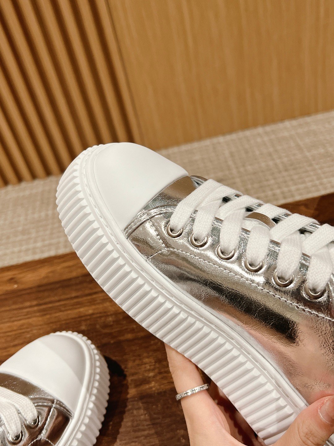 a1723363816859_6563-1