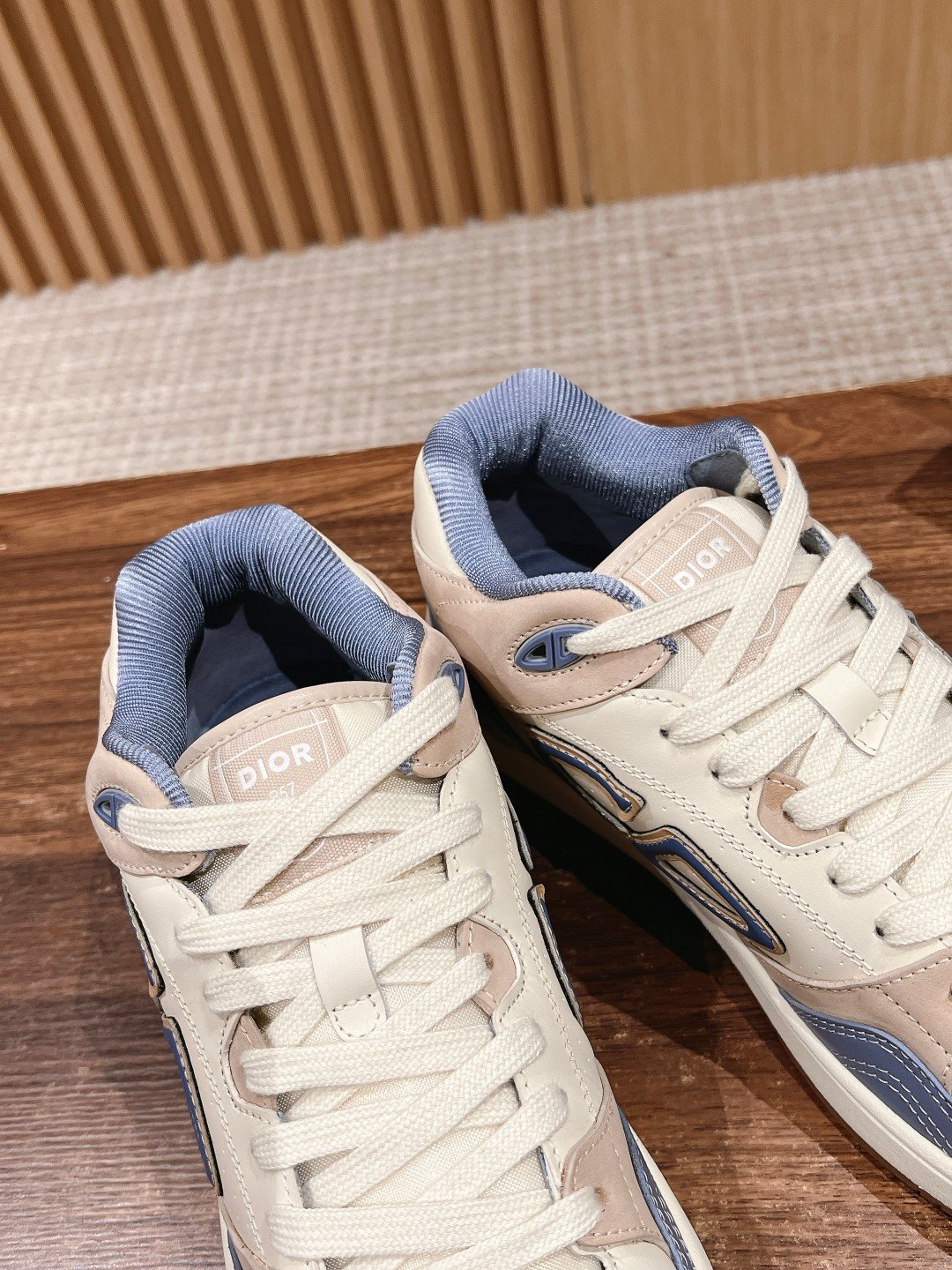 a1725702084468_0288-1 a1725702084468_0288-1