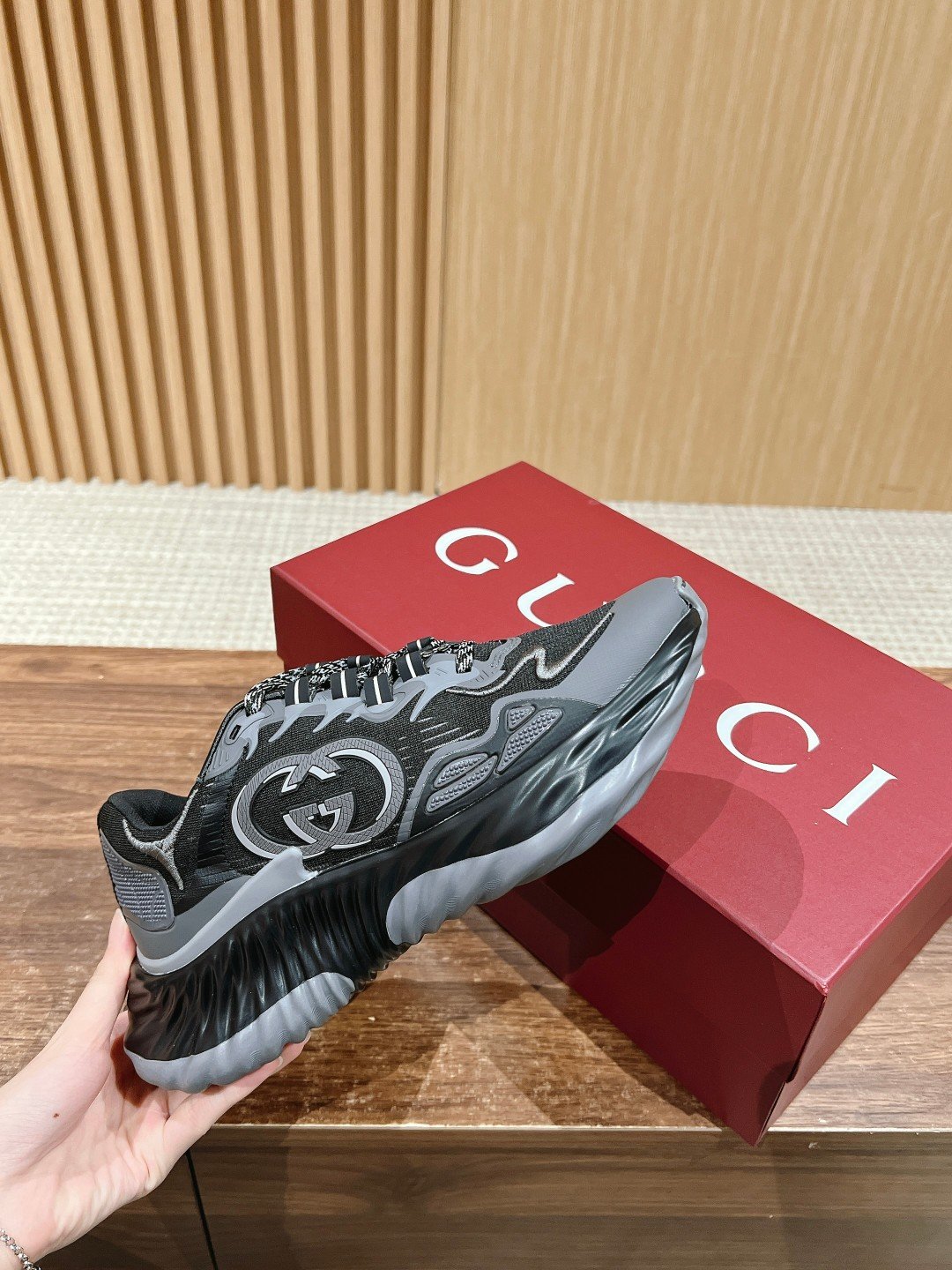 a1727452078209_0370-2