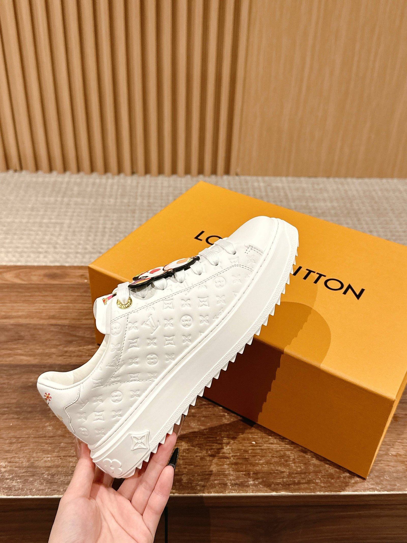 a1739854204367_7341-2