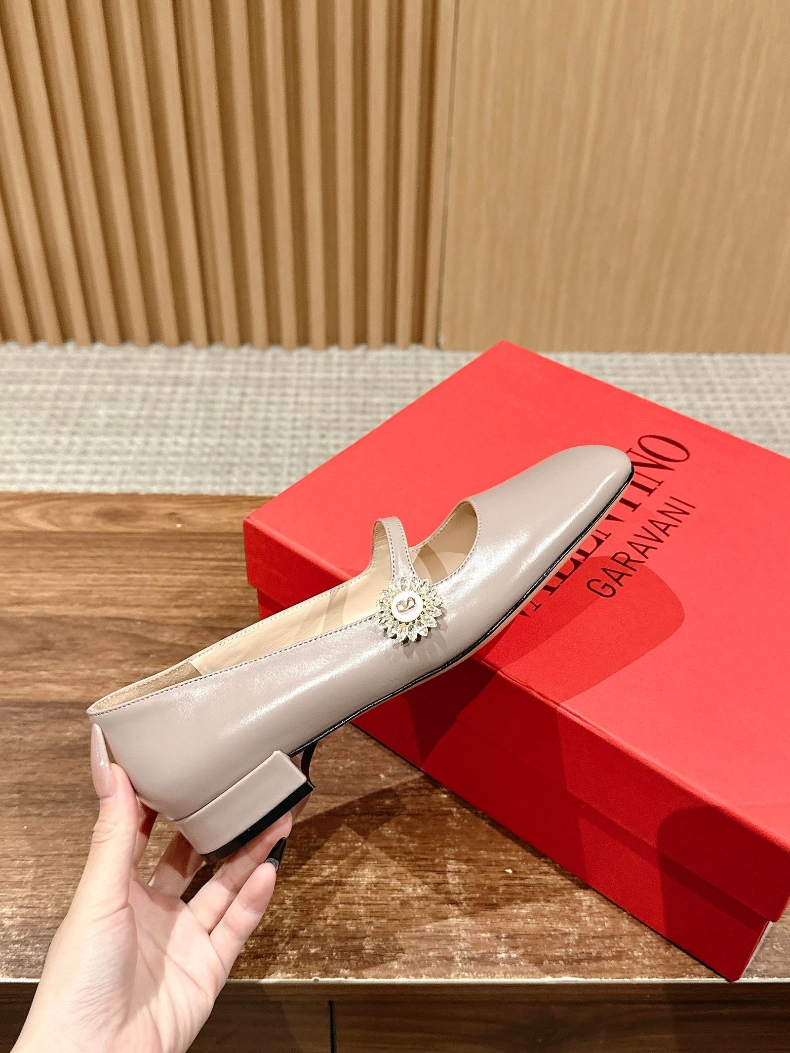 a1740743991956_8637-1 a1740743991956_8637-1