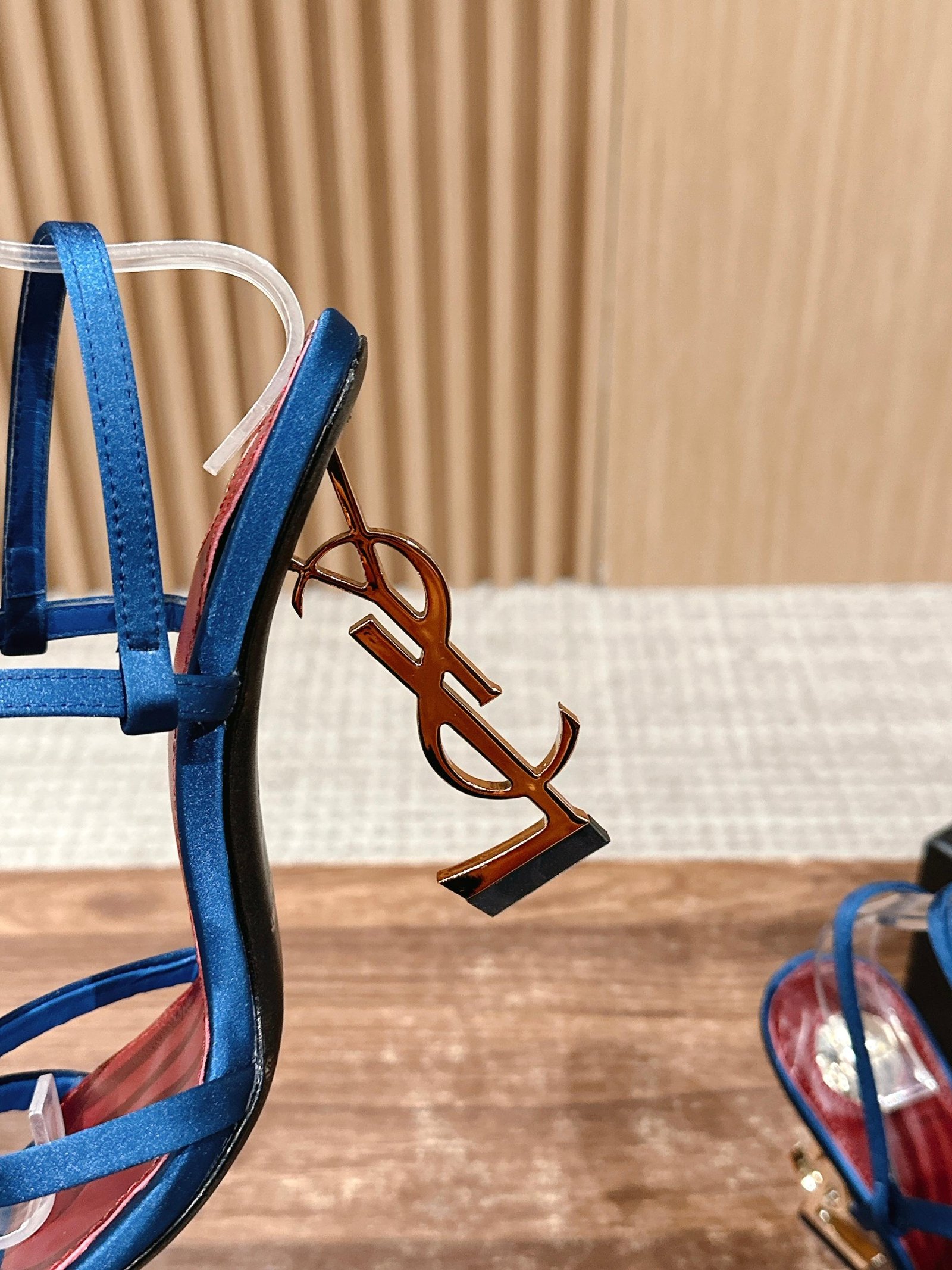 a1740744717408_2062-1