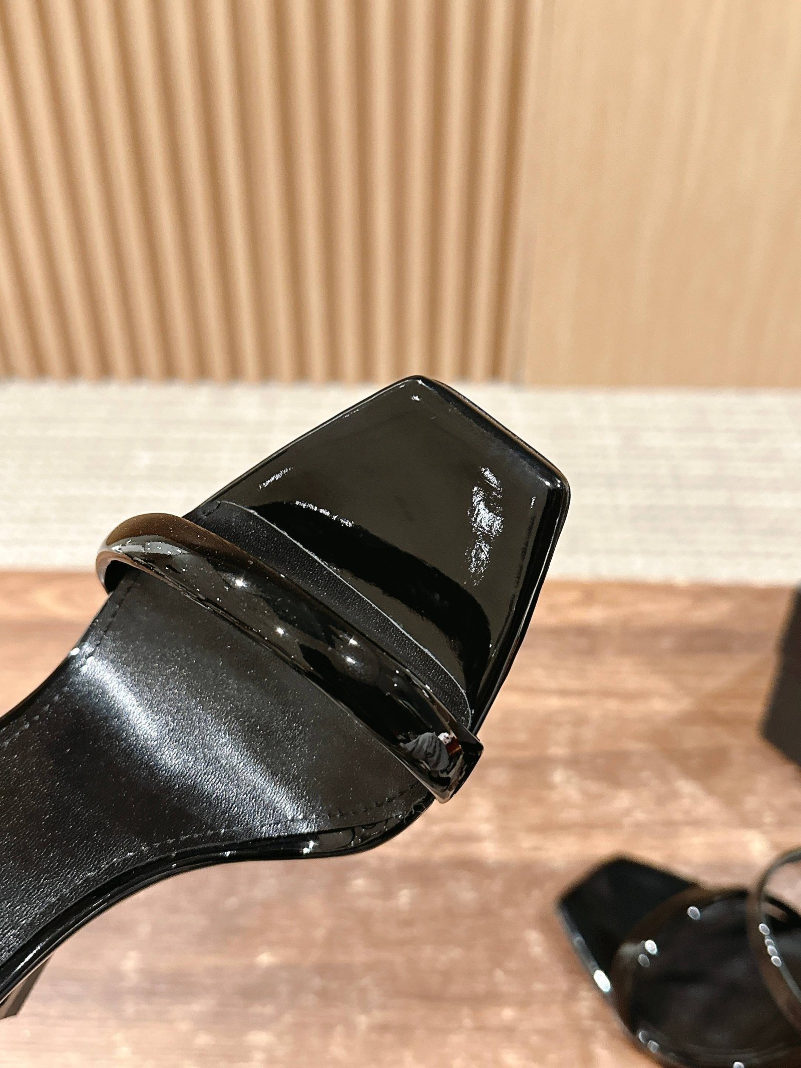 a1740745345084_8177-1