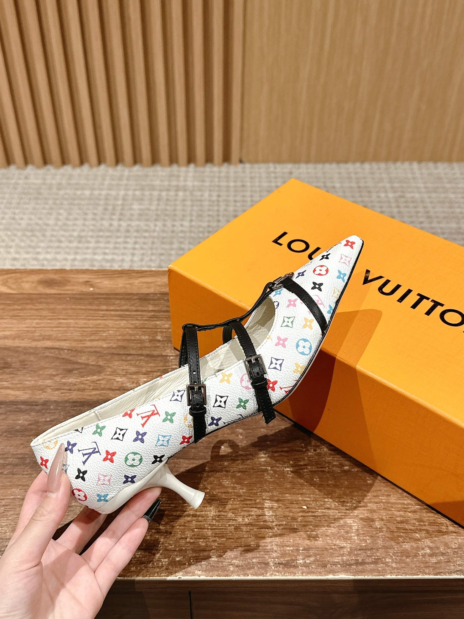 a1741095946048_0775-2