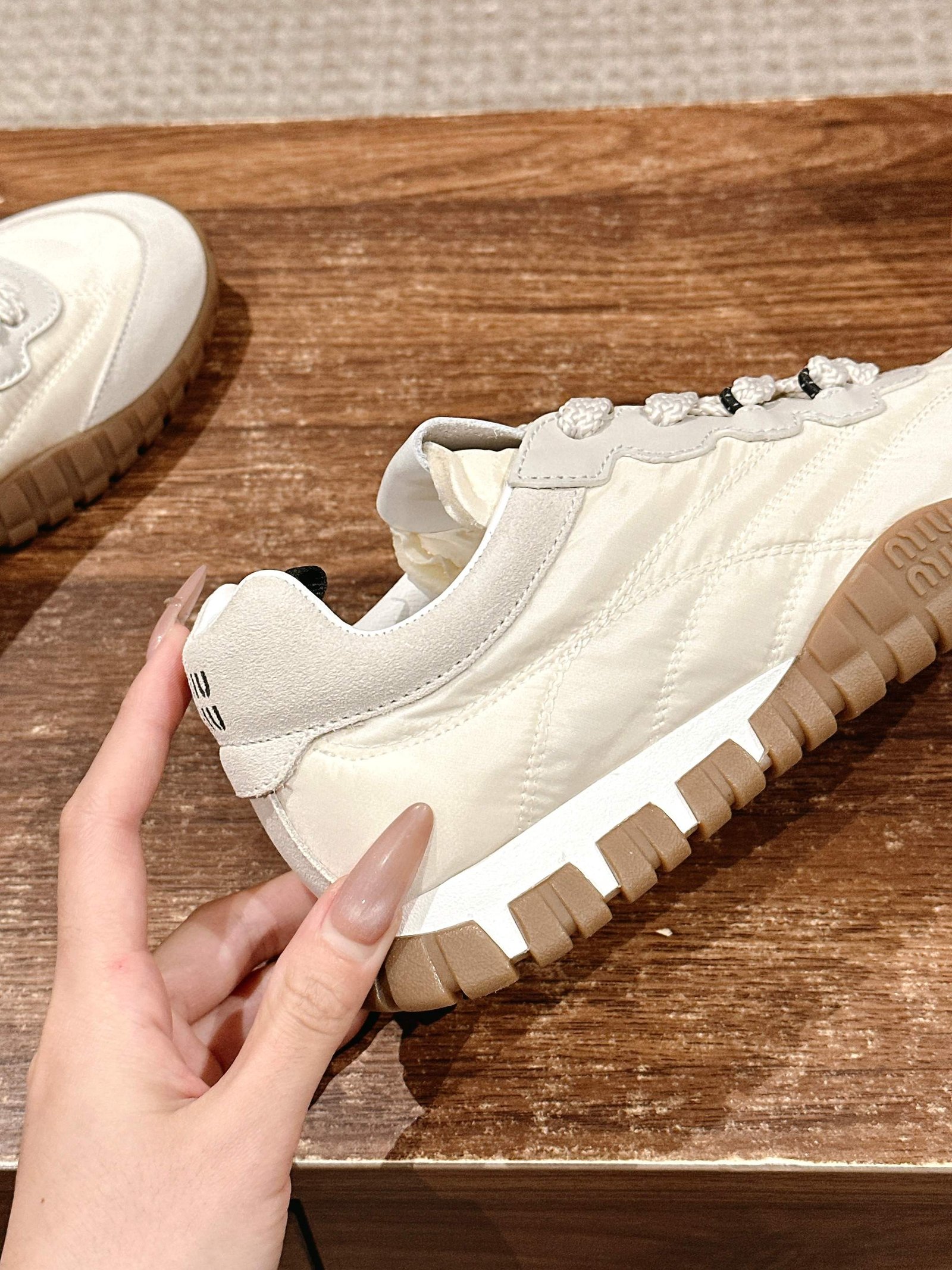 a1742162065206_1056-1 a1742162065206_1056-1