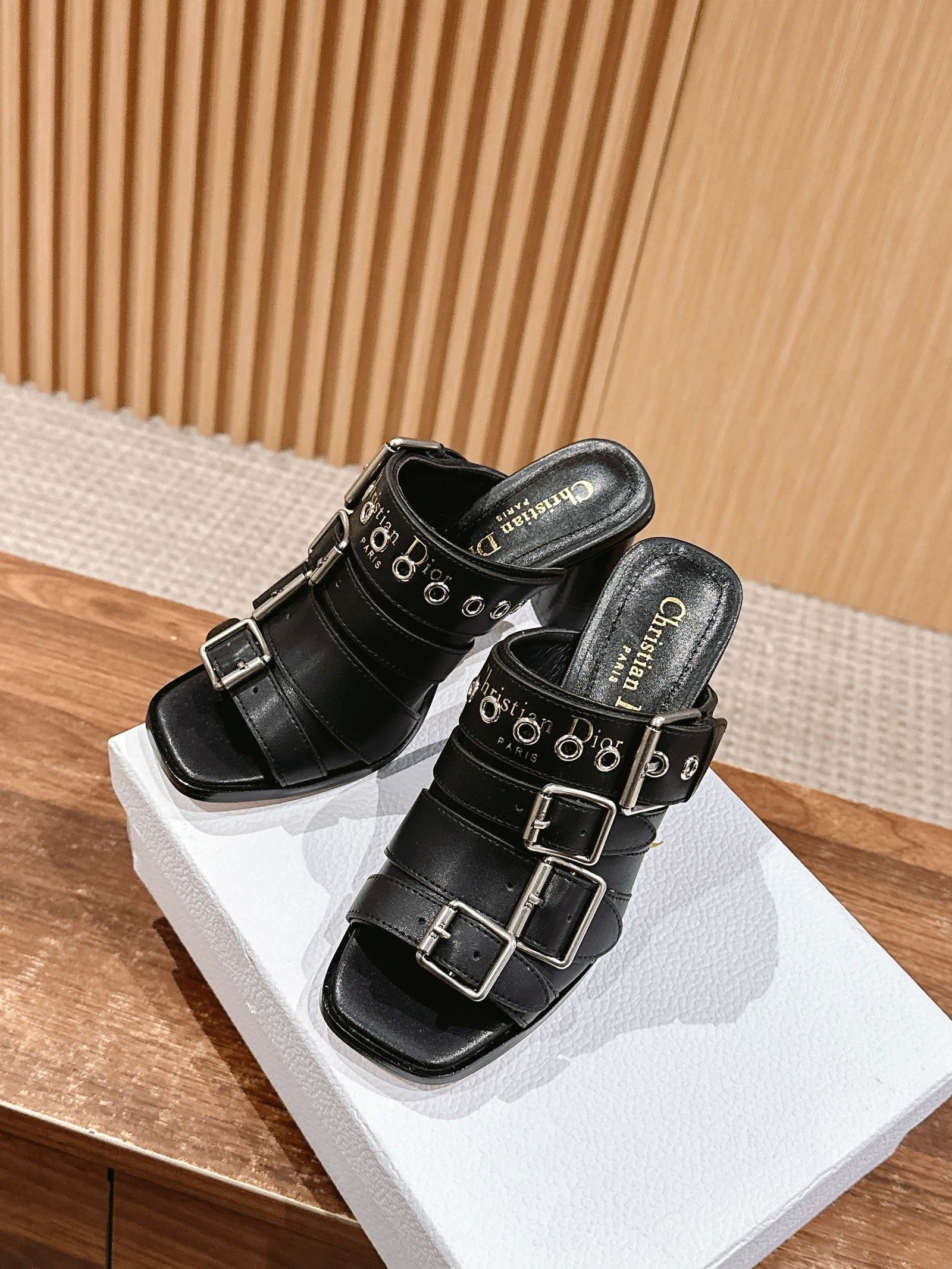 a1742397431973_7601-1