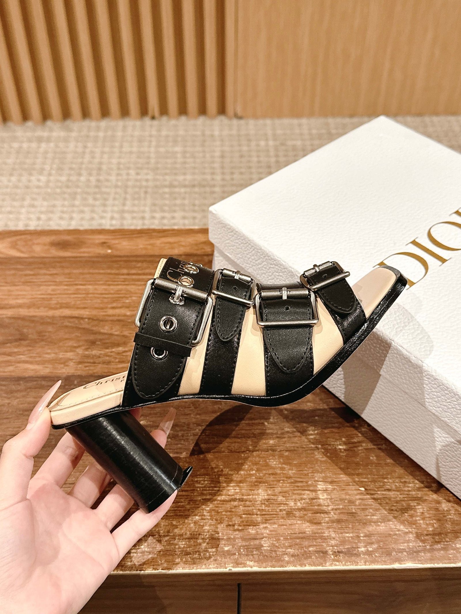 a1742397441619_7502-1 a1742397441619_7502-1