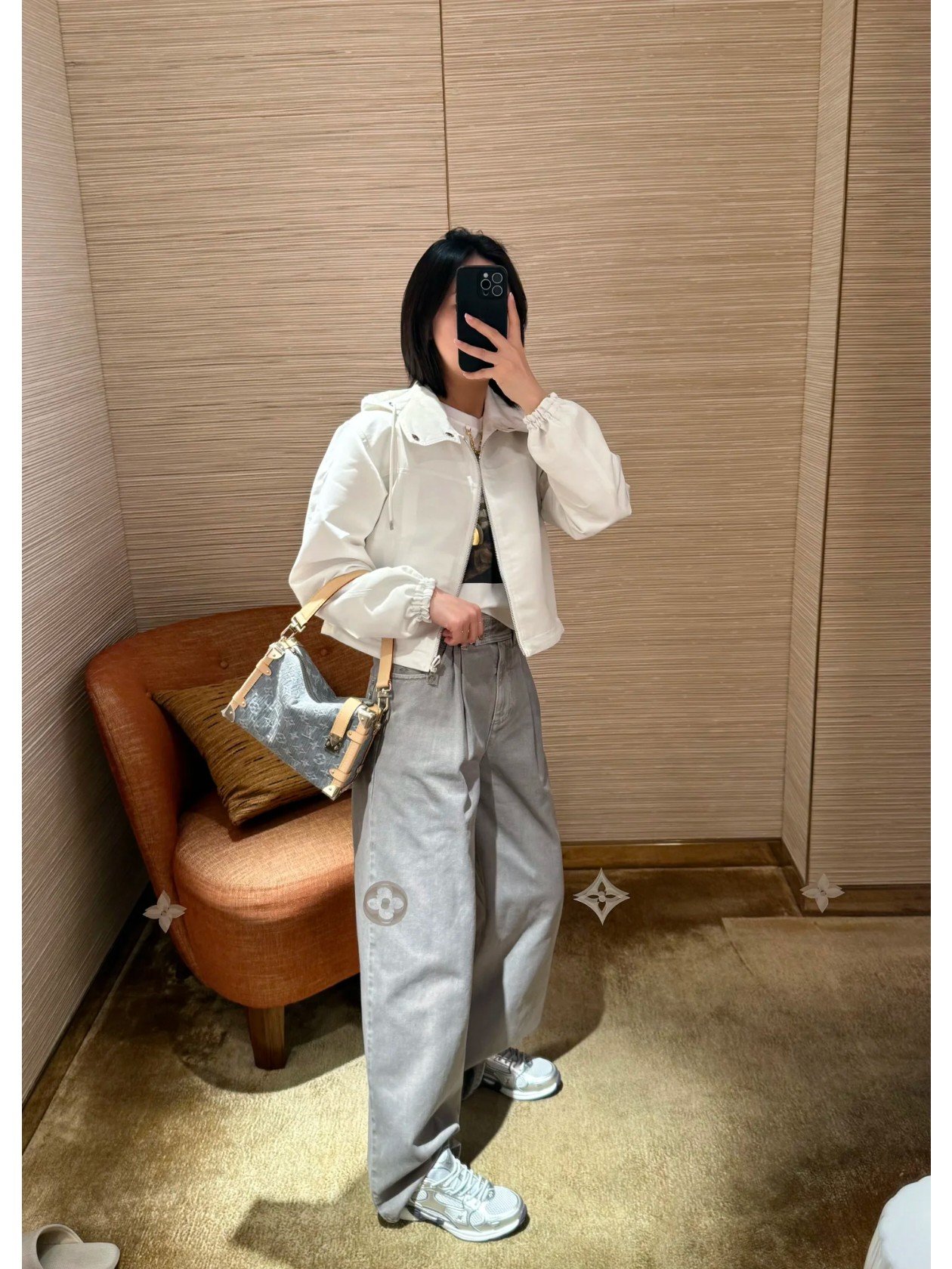 a1743946069893_7443-1