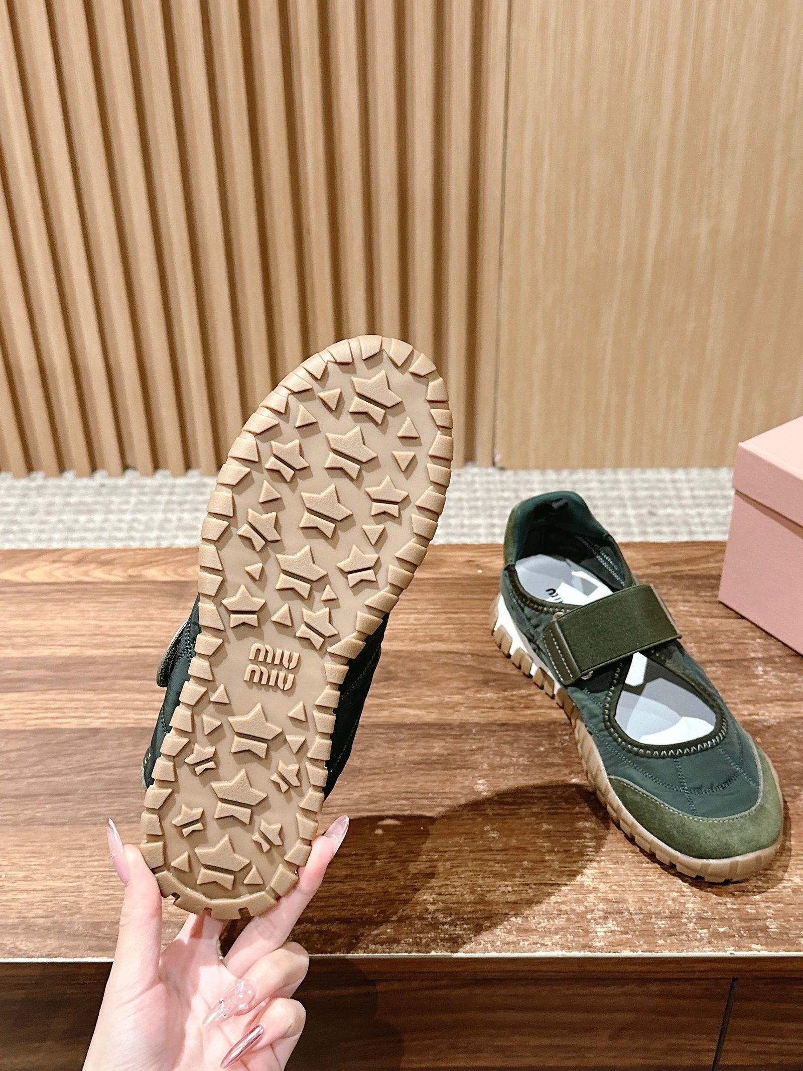 a1744531864572_6656-1 a1744531864572_6656-1